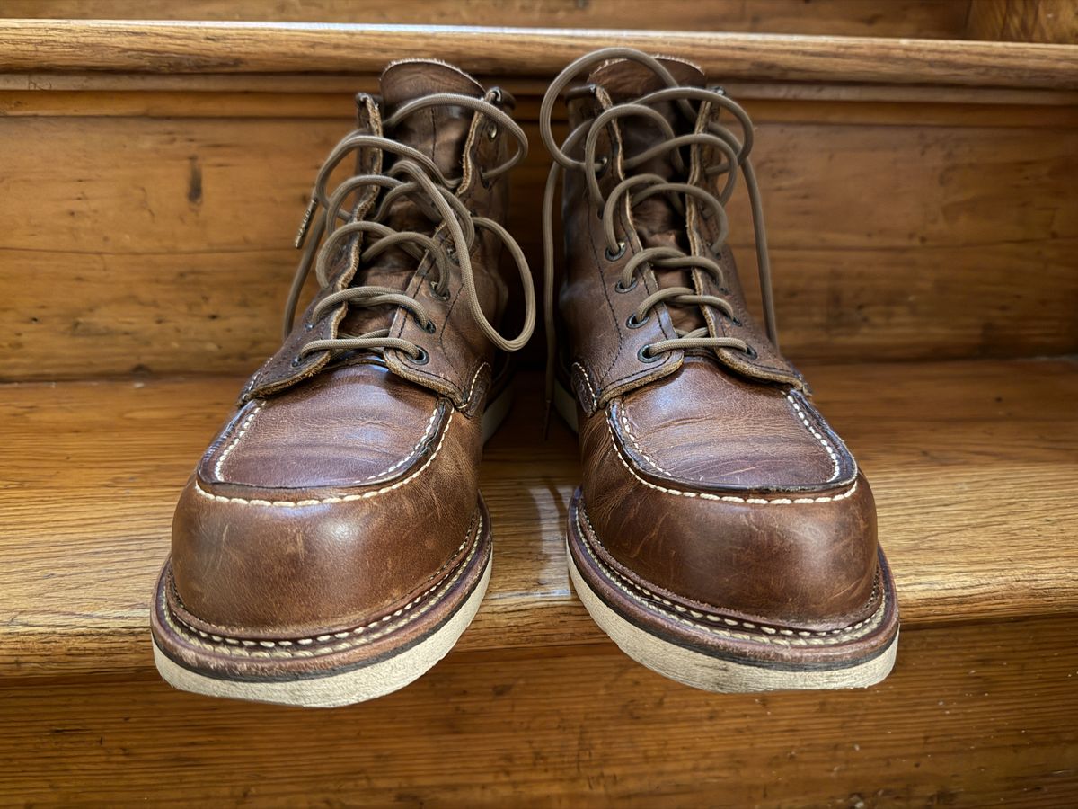 Photo by Kismetatron on November 2, 2025 of the Red Wing 6-Inch Classic Moc in S.B. Foot Copper Rough and Tough.