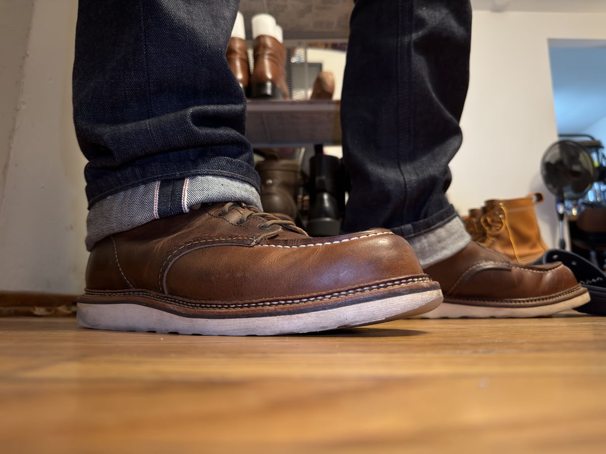 Photo by Kismetatron on November 12, 2025 of the Red Wing 6-Inch Classic Moc in S.B. Foot Copper Rough and Tough.