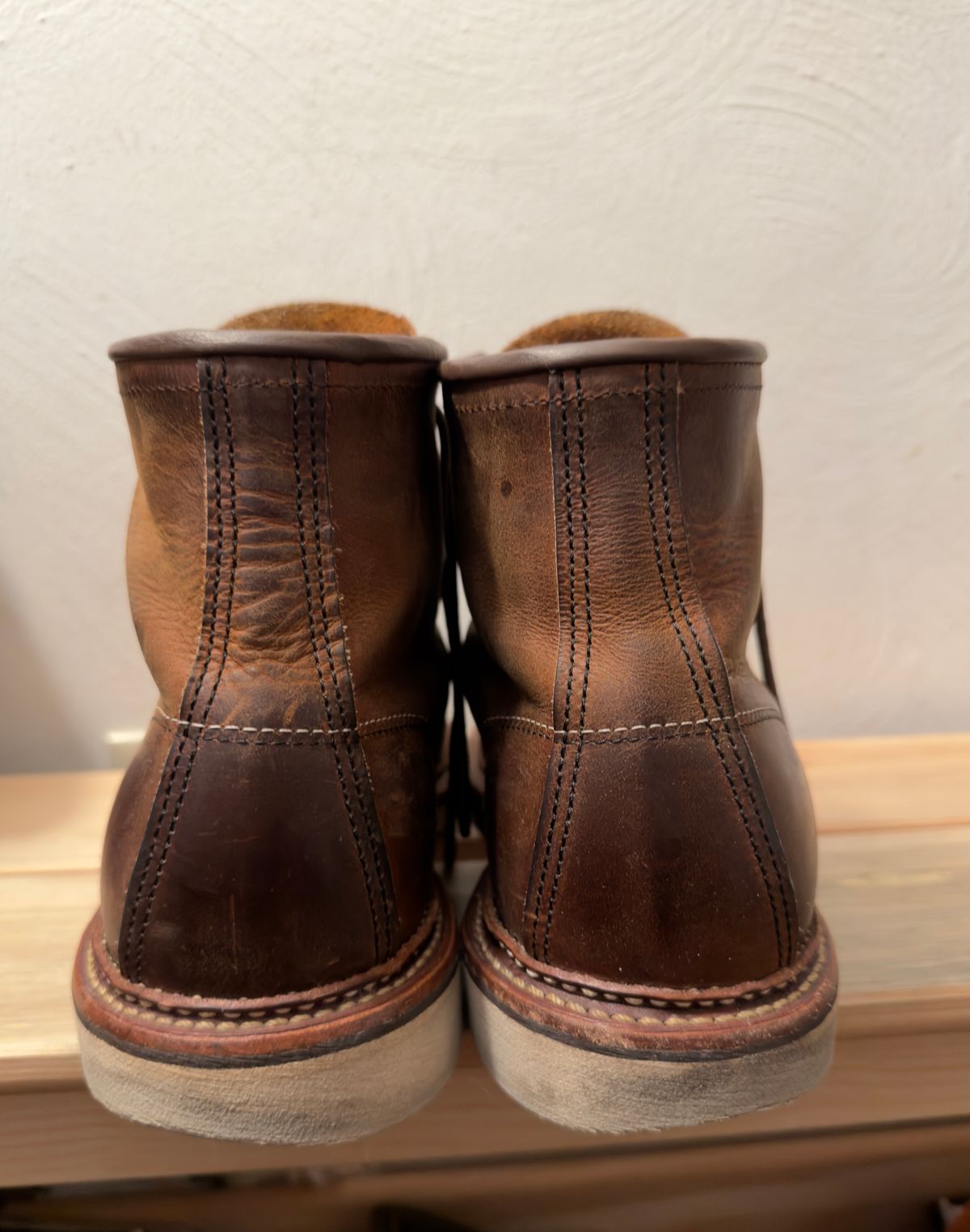 Photo by Kismetatron on February 1, 2026 of the Red Wing 6-Inch Classic Moc in S.B. Foot Copper Rough and Tough.
