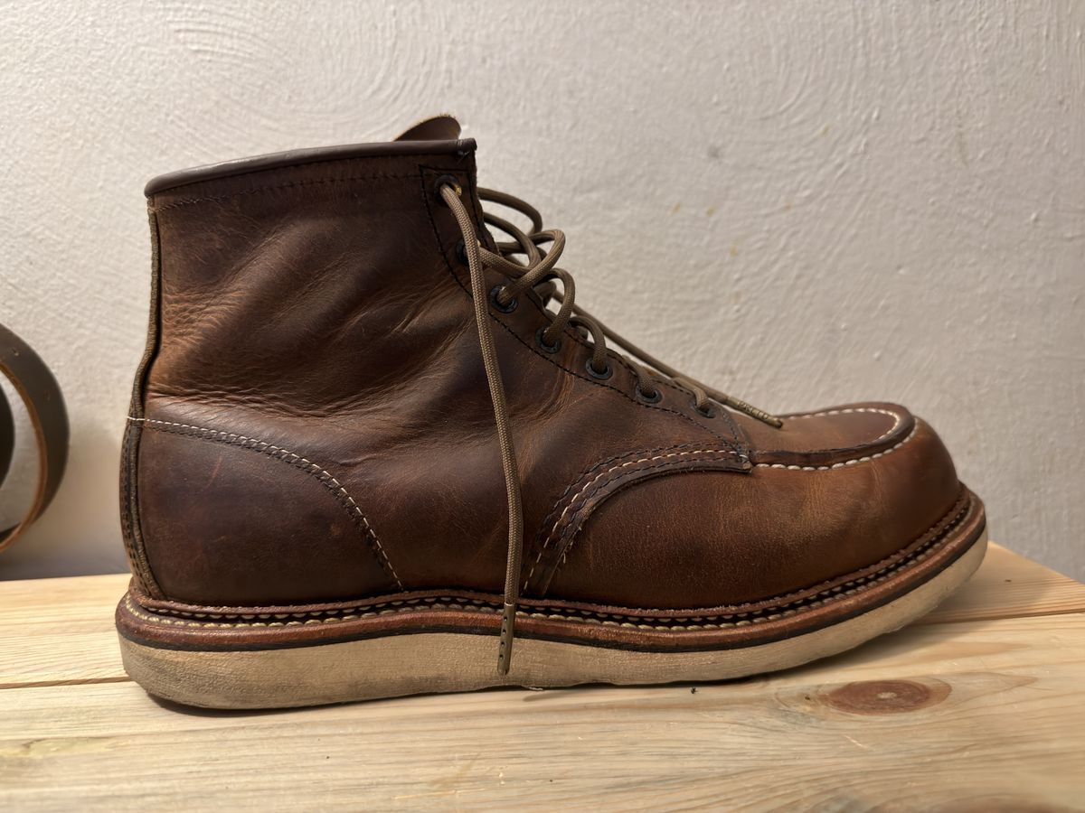 Photo by Kismetatron on April 1, 2026 of the Red Wing 6-Inch Classic Moc in S.B. Foot Copper Rough and Tough.