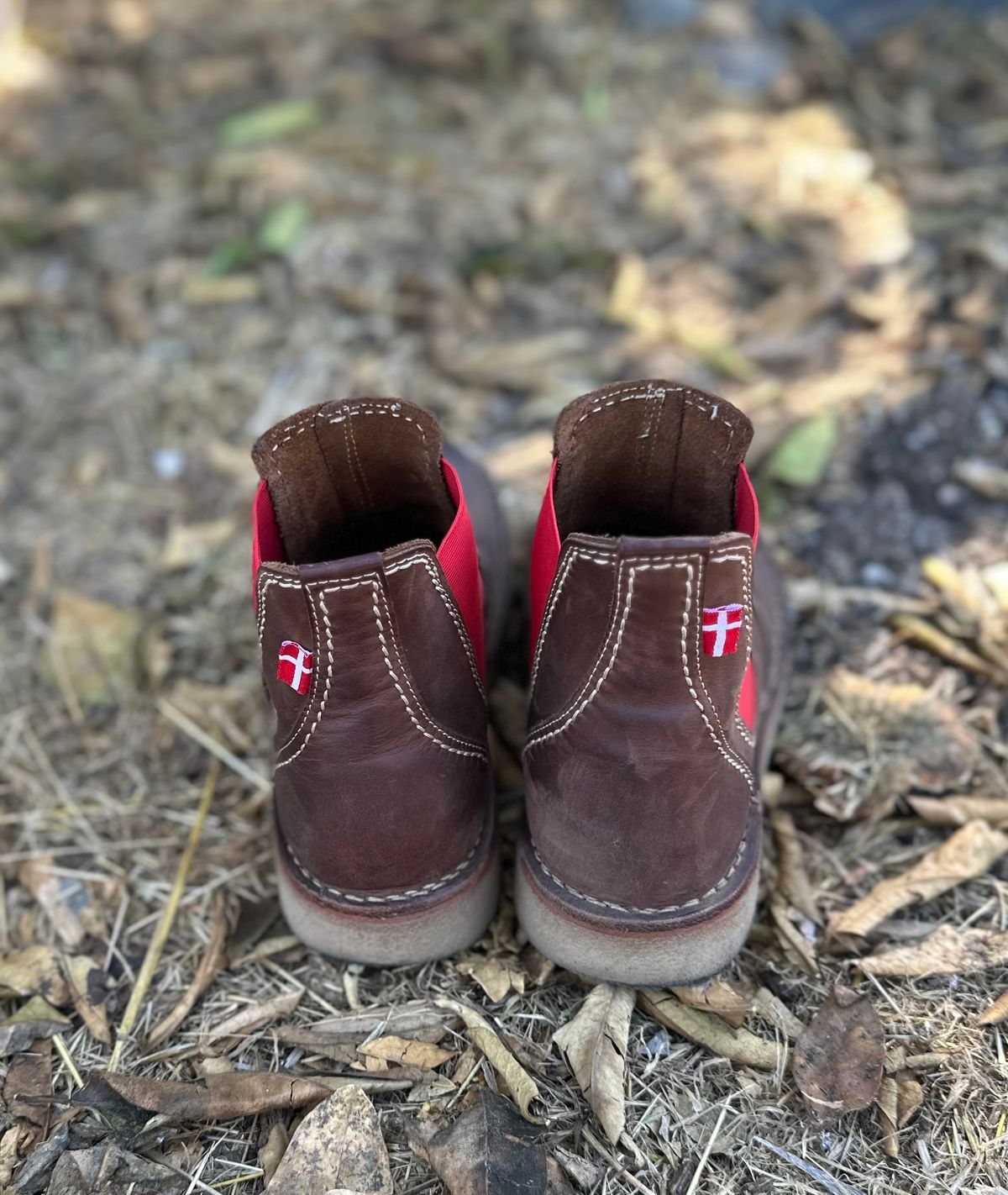Photo by icarus on November 1, 2024 of the Duckfeet Roskilde in Terracare Cocoa.