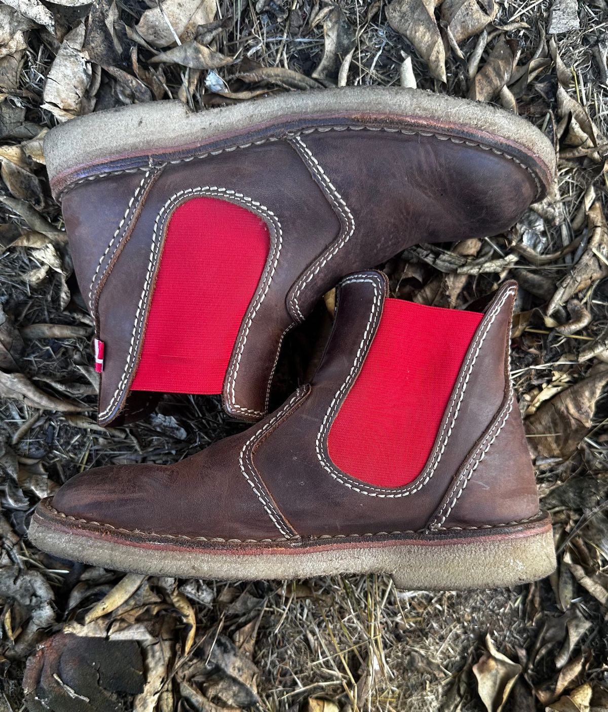 Photo by icarus on January 3, 2025 of the Duckfeet Roskilde in Terracare Cocoa.