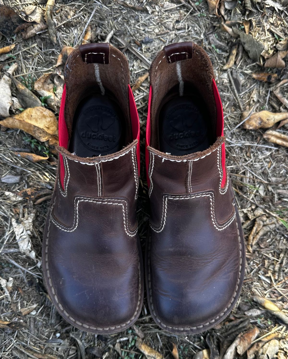 Photo by icarus on February 3, 2025 of the Duckfeet Roskilde in Terracare Cocoa.