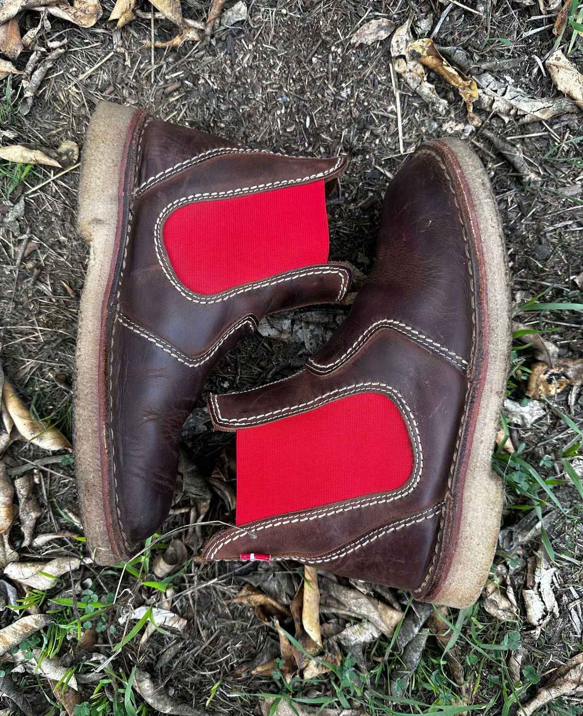 Photo by icarus on March 5, 2025 of the Duckfeet Roskilde in Terracare Cocoa.