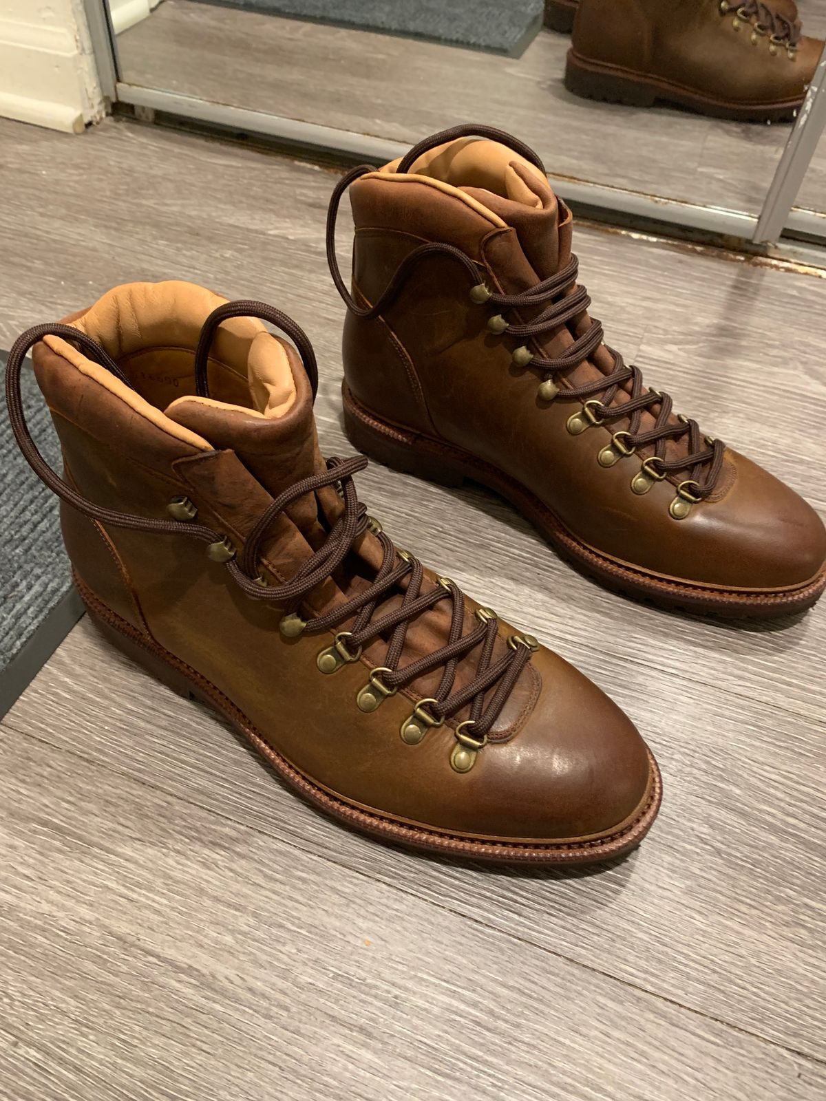 Photo by armie_g on November 5, 2025 of the Meermin Hiking Boot in Tobacco Waxy Shell Cordovan.