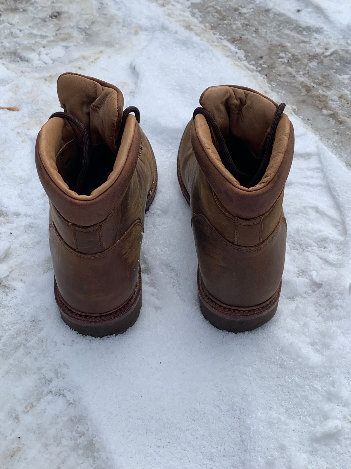 Photo by armie_g on December 5, 2025 of the Meermin Hiking Boot in Tobacco Waxy Shell Cordovan.