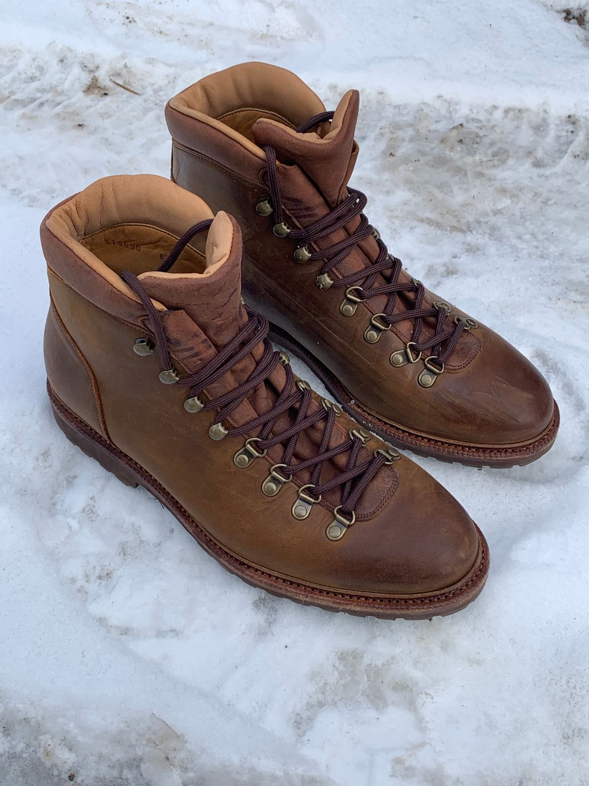 Photo by armie_g on December 5, 2025 of the Meermin Hiking Boot in Tobacco Waxy Shell Cordovan.