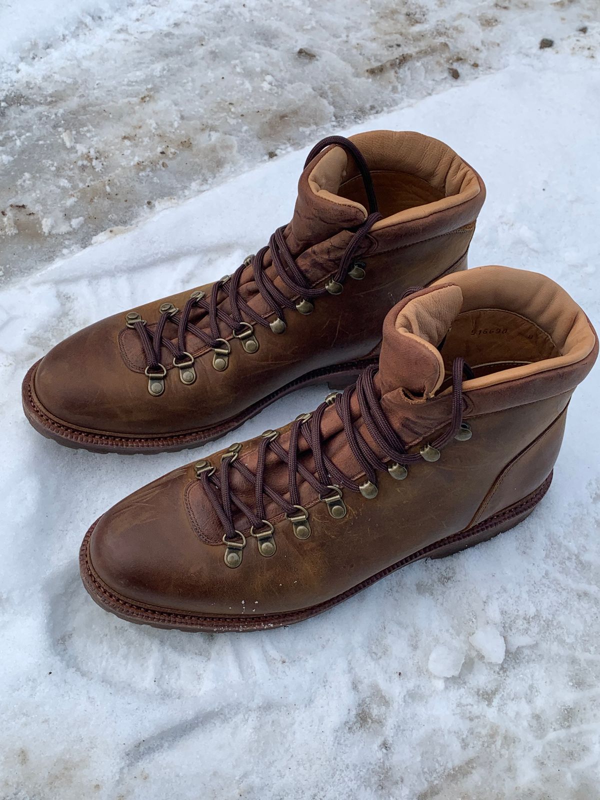 Photo by armie_g on December 5, 2025 of the Meermin Hiking Boot in Tobacco Waxy Shell Cordovan.