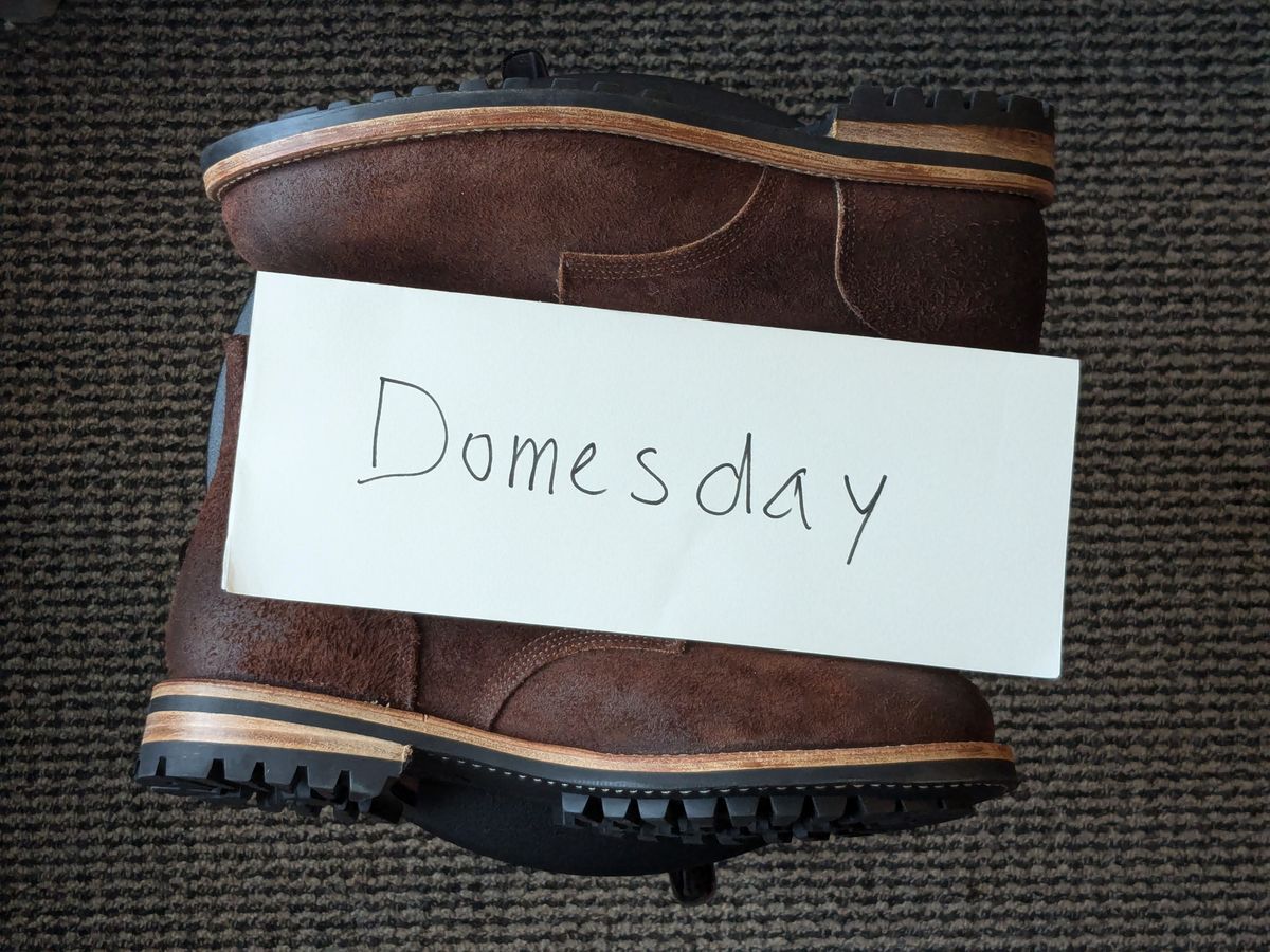 Photo by stridersubs on October 1, 2024 of the Oak Street Bootmakers Field Boot in Seidel Black Walnut Stampede Roughout.