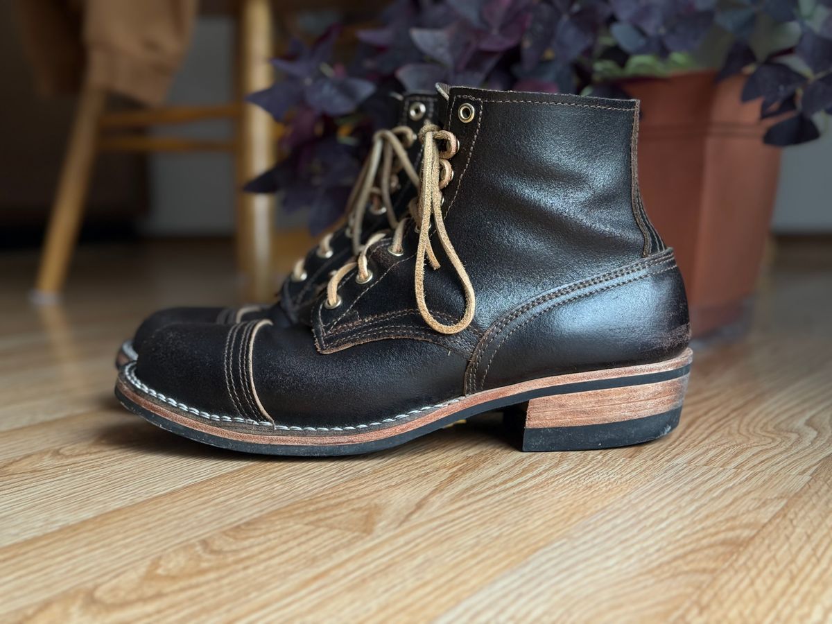 Photo by SteveHarveyOswald on December 1, 2025 of the Nicks MTO in Horween Brown Waxed Flesh.