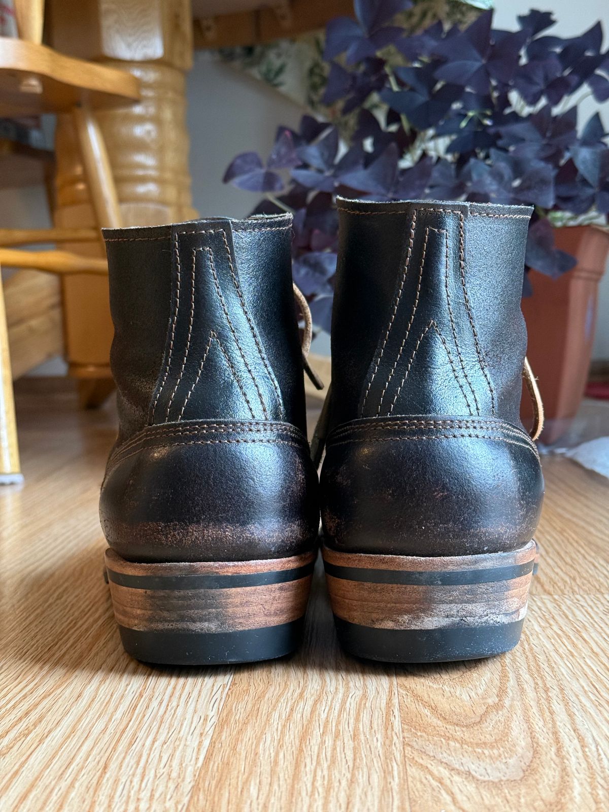 Photo by SteveHarveyOswald on January 4, 2026 of the Nicks MTO in Horween Brown Waxed Flesh.