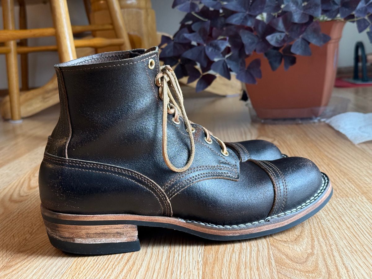Photo by SteveHarveyOswald on January 4, 2026 of the Nicks MTO in Horween Brown Waxed Flesh.
