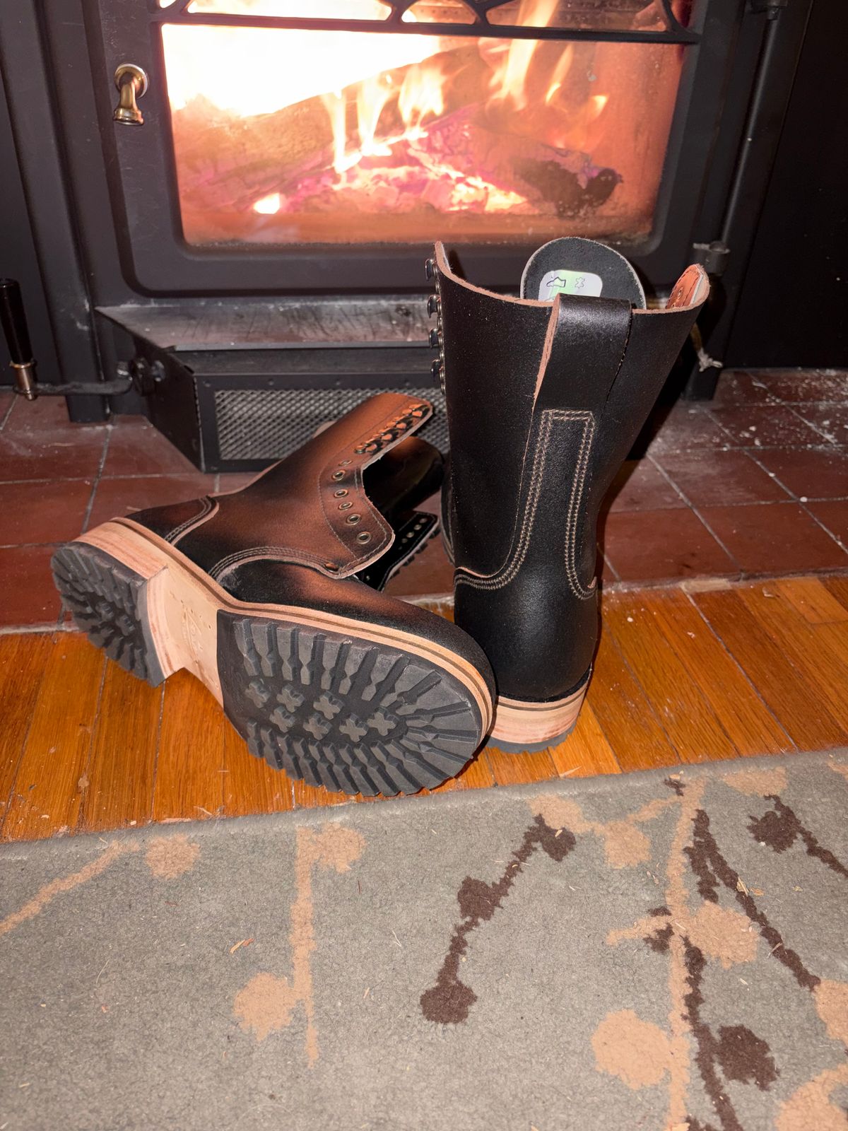 Photo by CooterJohn on March 24, 2026 of the William Lennon & Co. Mark V Combat in Waltham Tannery, Black kip.