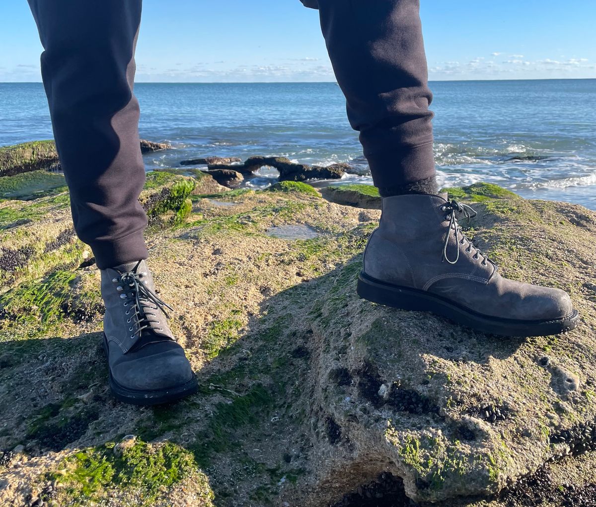 Photo by mayer000 on November 11, 2025 of the Grant Stone Baroda in C.F. Stead Frost Waxy Commander.