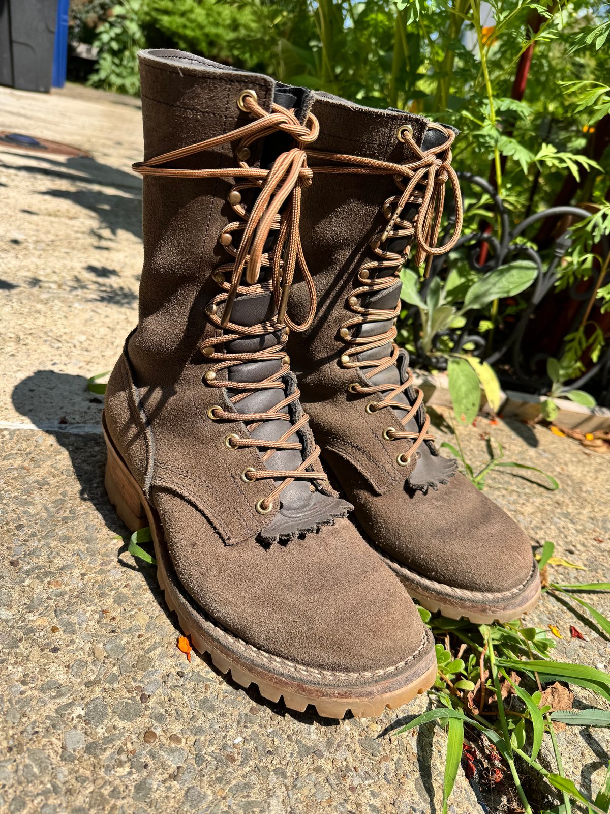 Photo by brvcha on August 3, 2025 of the Nicks BuilderPro in Seidel 1964 Ash Gray Rough Out.