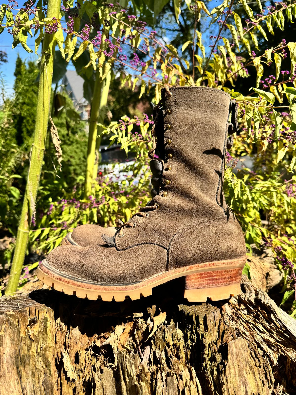 Photo by brvcha on September 13, 2025 of the Nicks BuilderPro in Seidel 1964 Ash Gray Rough Out.