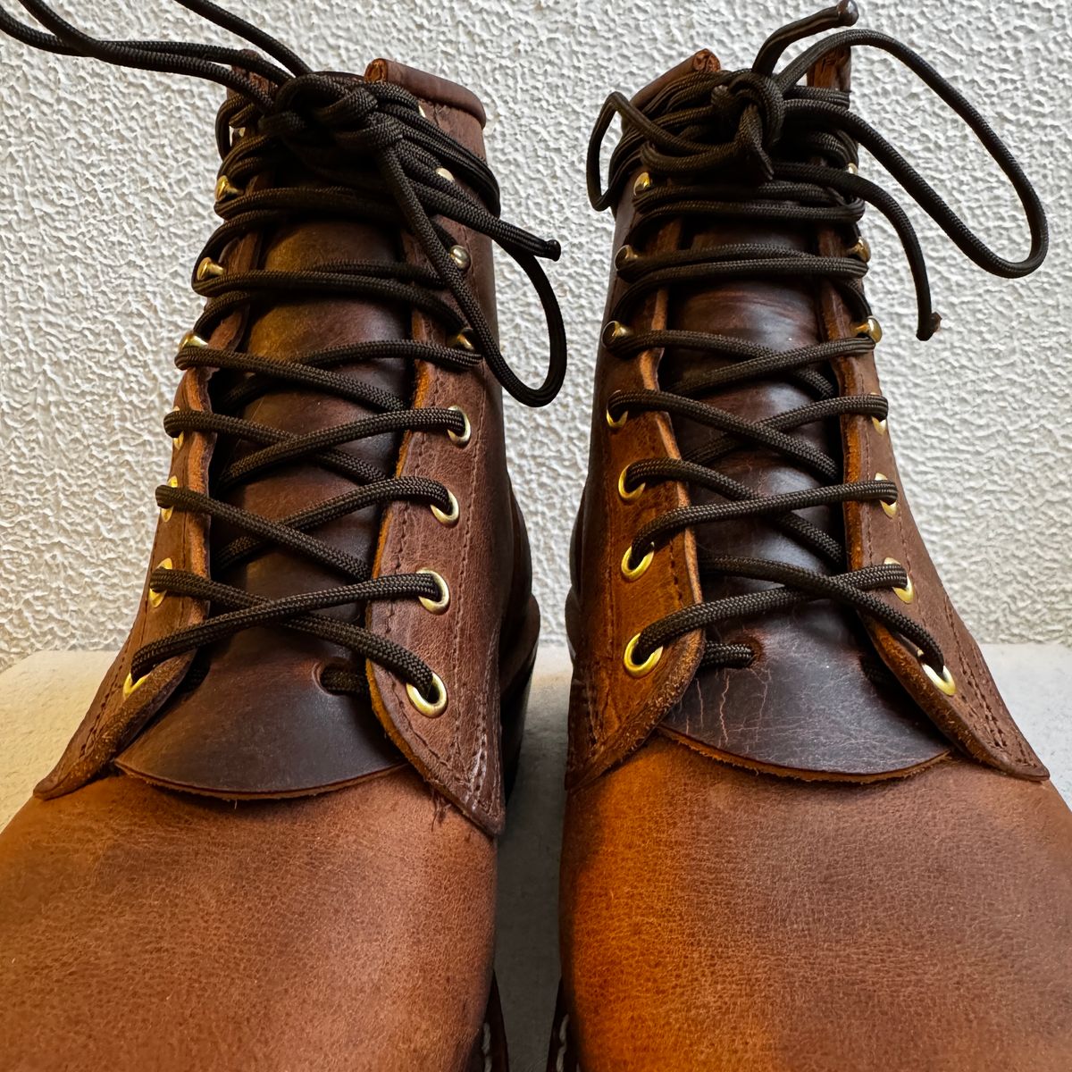 Photo by brvcha on December 8, 2025 of the Nicks Robert in Horween Orange Predator.