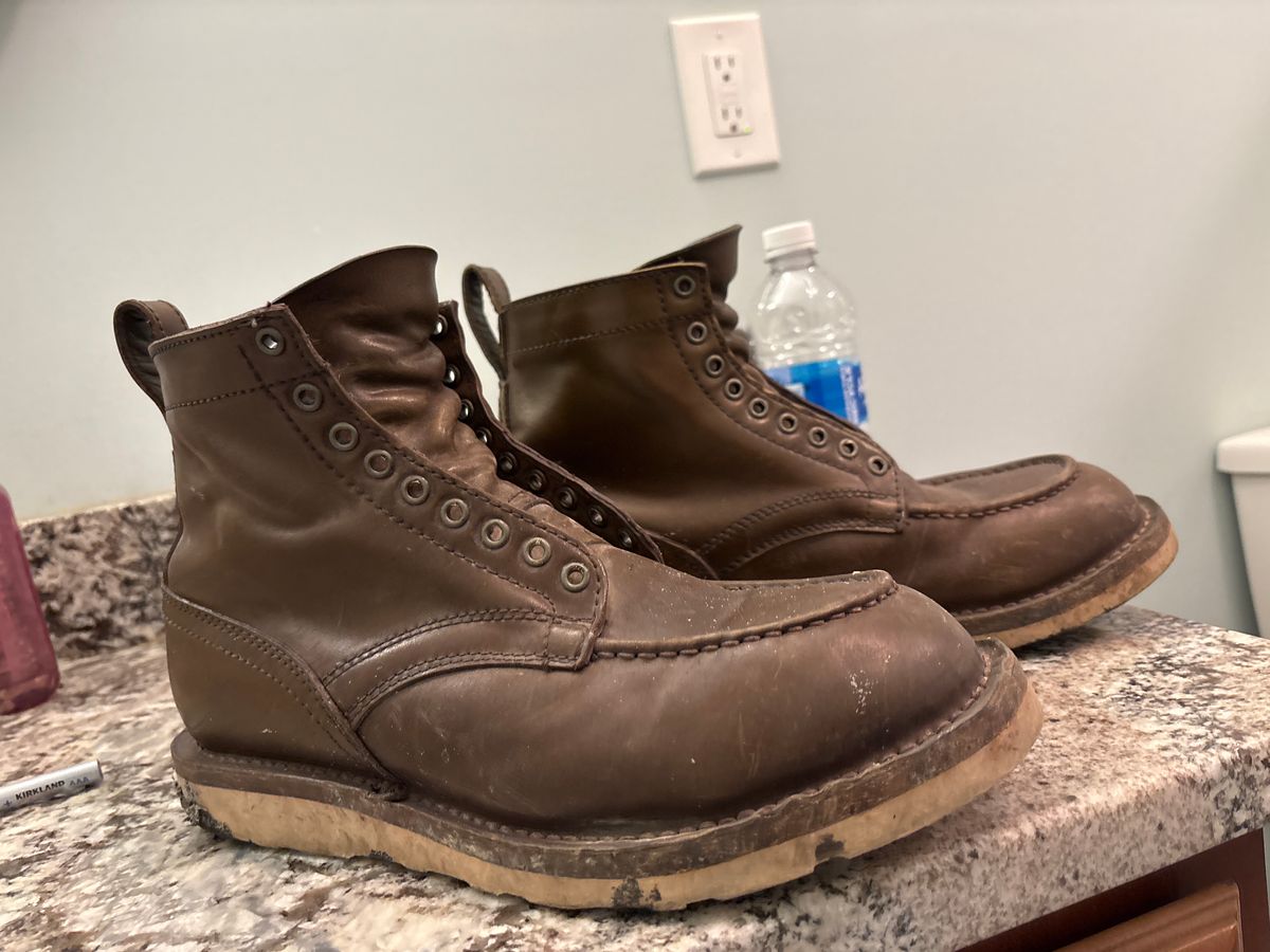Photo by estiloR5 on June 1, 2026 of the Thursday Builder Black Label in Shinki Olive Shell Cordovan.