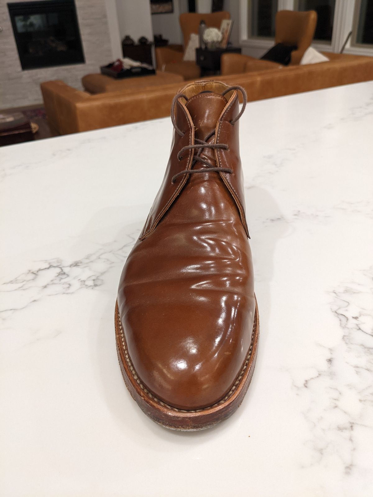 Photo by Huntsman on September 6, 2022 of the Vass Hungary London Chukka Boots in Horween Bourbon Shell Cordovan.
