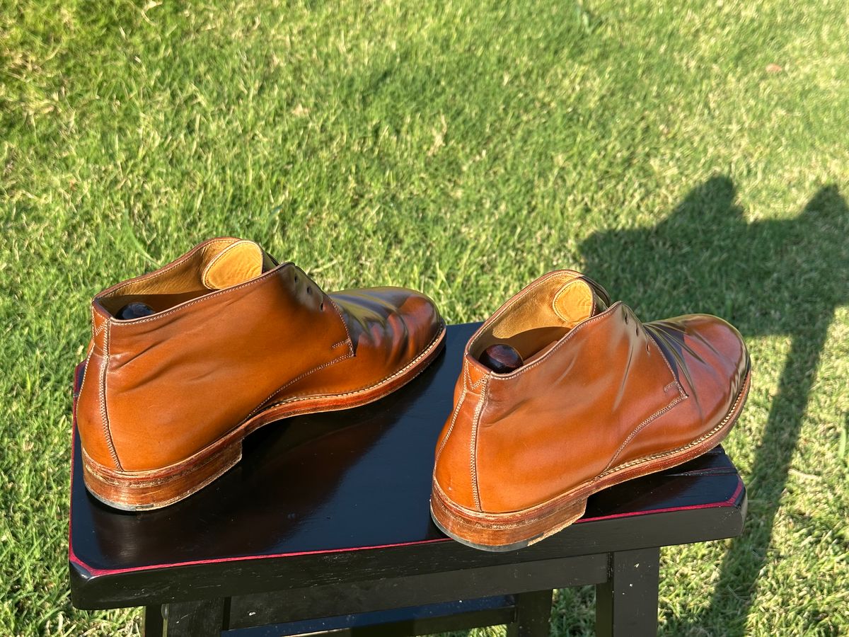 Photo by Huntsman on August 9, 2025 of the Vass Hungary London Chukka Boots in Horween Bourbon Shell Cordovan.