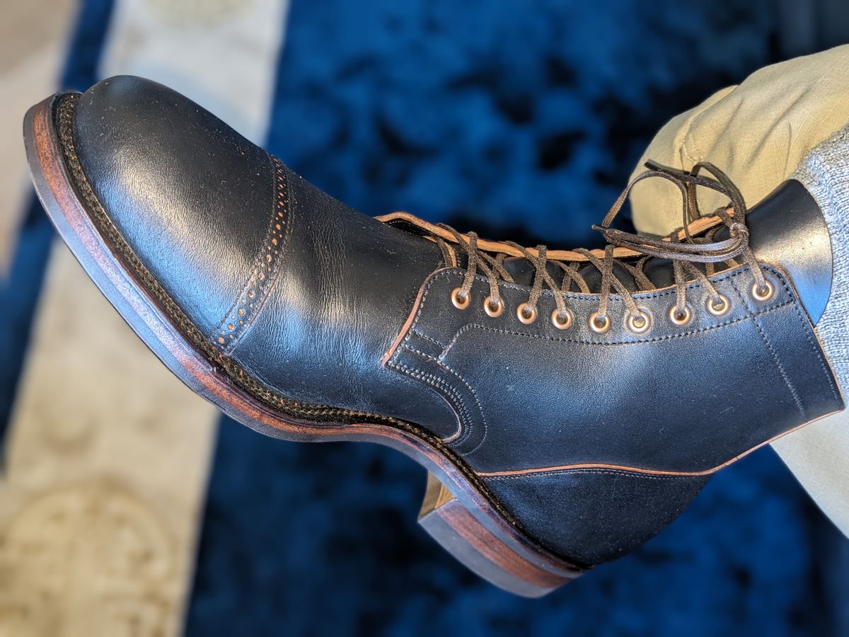 Photo by Huntsman on February 14, 2024 of the Viberg Service Boot BCT in Horween Black Teacore Double Cordovan Butts.