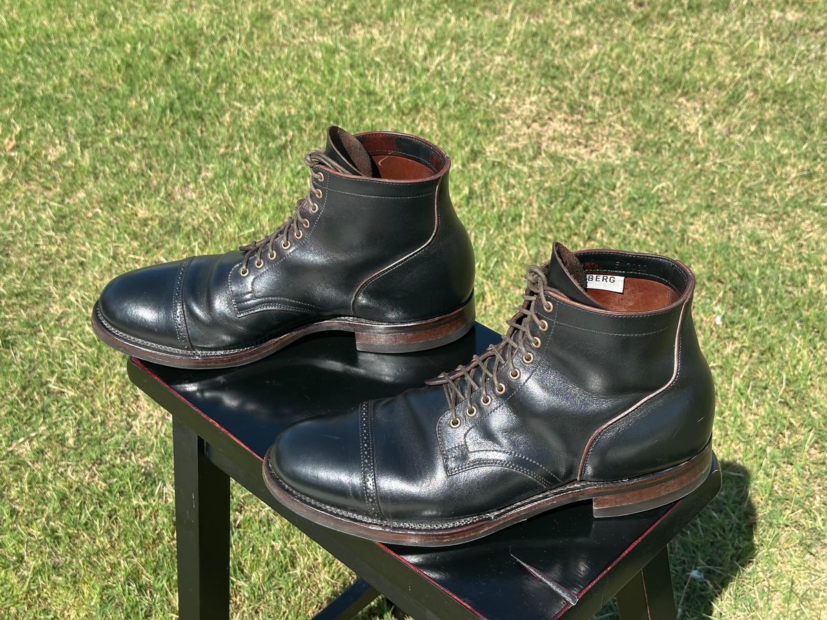 Photo by Huntsman on August 3, 2025 of the Viberg Service Boot BCT in Horween Black Teacore Double Cordovan Butts.