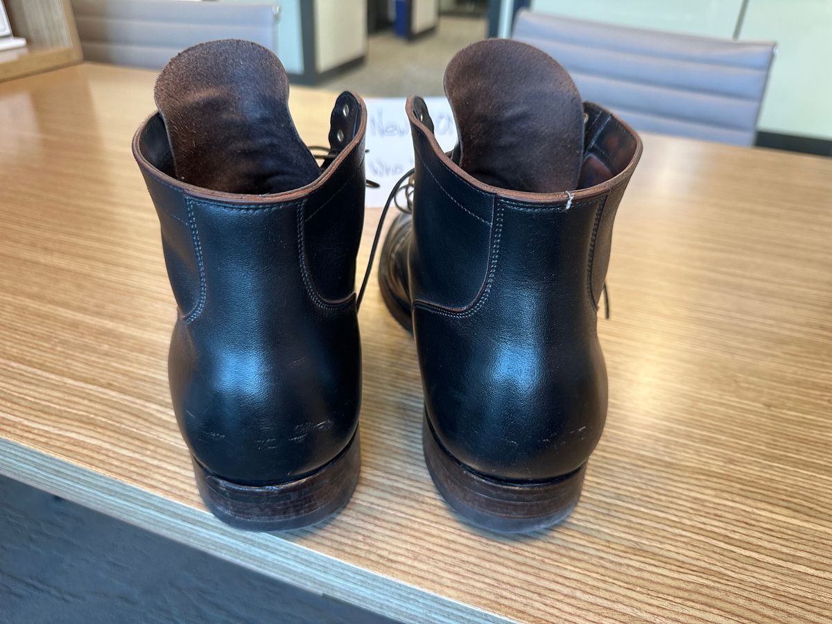 Photo by Huntsman on October 3, 2025 of the Viberg Service Boot BCT in Horween Black Teacore Double Cordovan Butts.