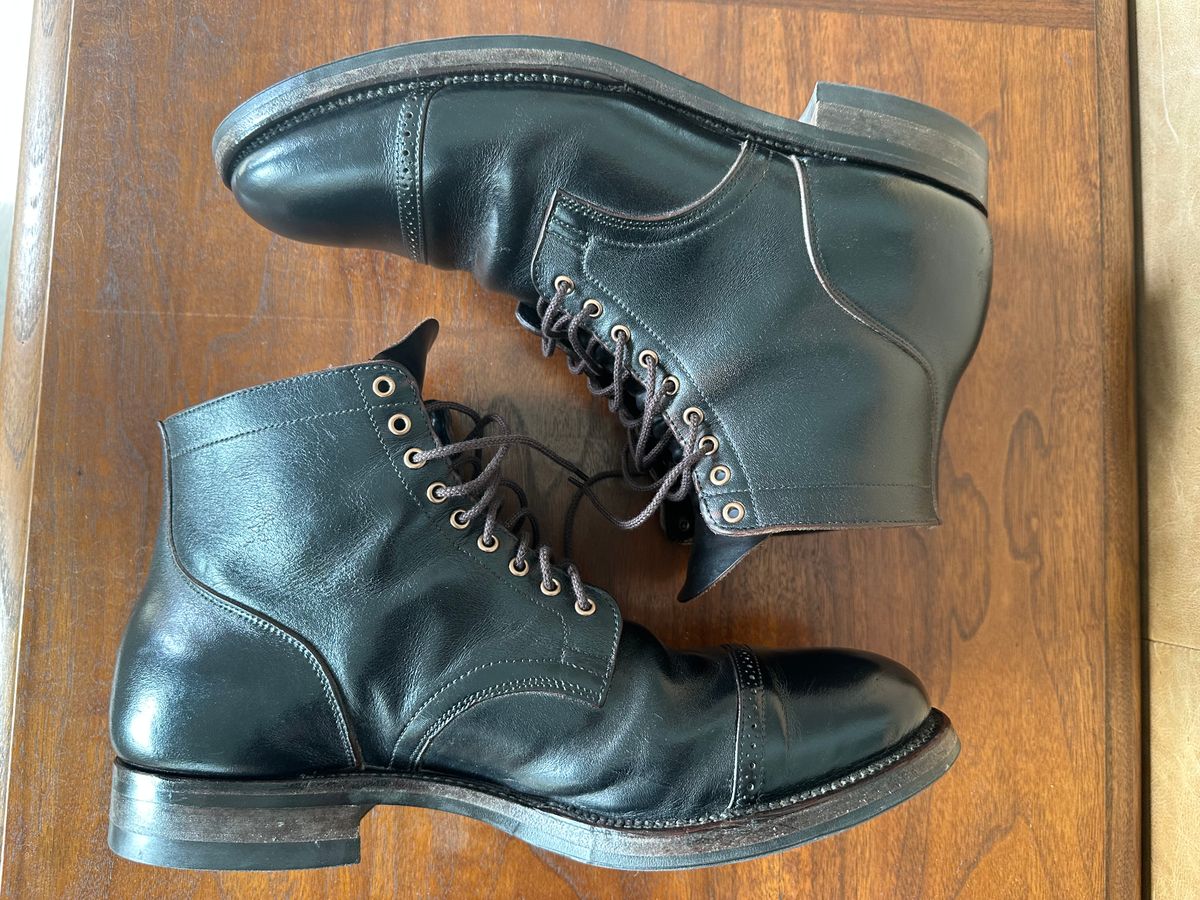 Photo by Huntsman on December 5, 2025 of the Viberg Service Boot BCT in Horween Black Teacore Double Cordovan Butts.