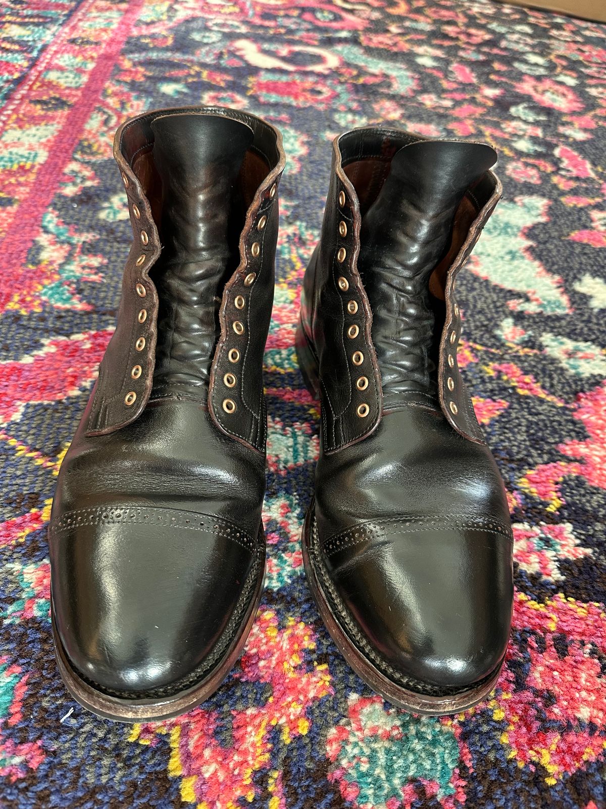 Photo by Huntsman on January 5, 2026 of the Viberg Service Boot BCT in Horween Black Teacore Double Cordovan Butts.