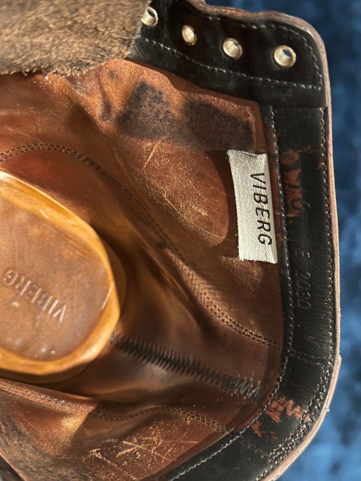 Photo by Huntsman on January 10, 2026 of the Viberg Service Boot BCT in Horween Black Teacore Double Cordovan Butts.