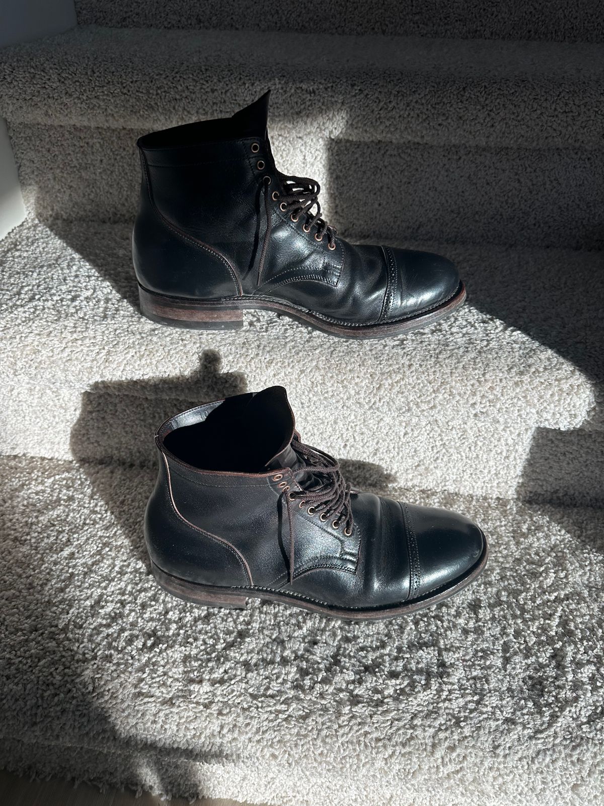 Photo by Huntsman on February 5, 2026 of the Viberg Service Boot BCT in Horween Black Teacore Double Cordovan Butts.