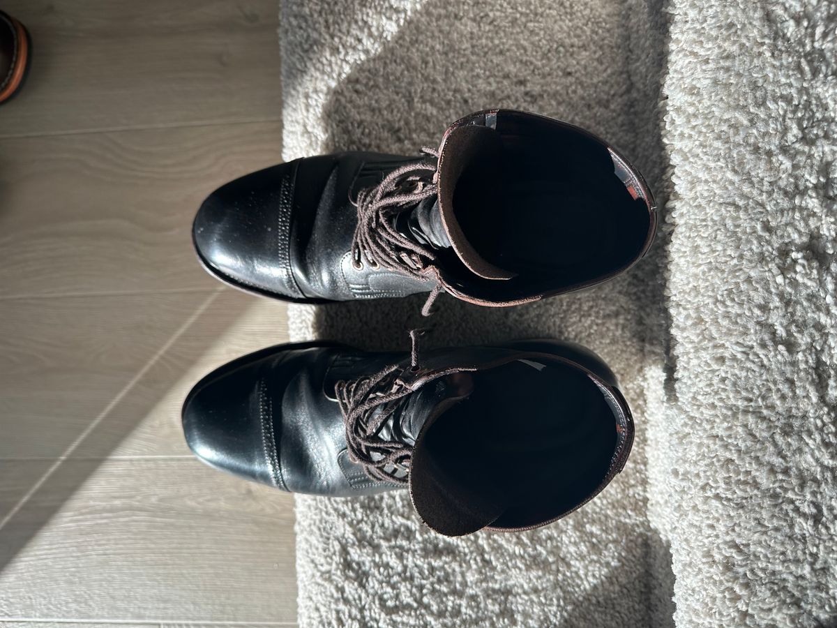 Photo by Huntsman on February 5, 2026 of the Viberg Service Boot BCT in Horween Black Teacore Double Cordovan Butts.
