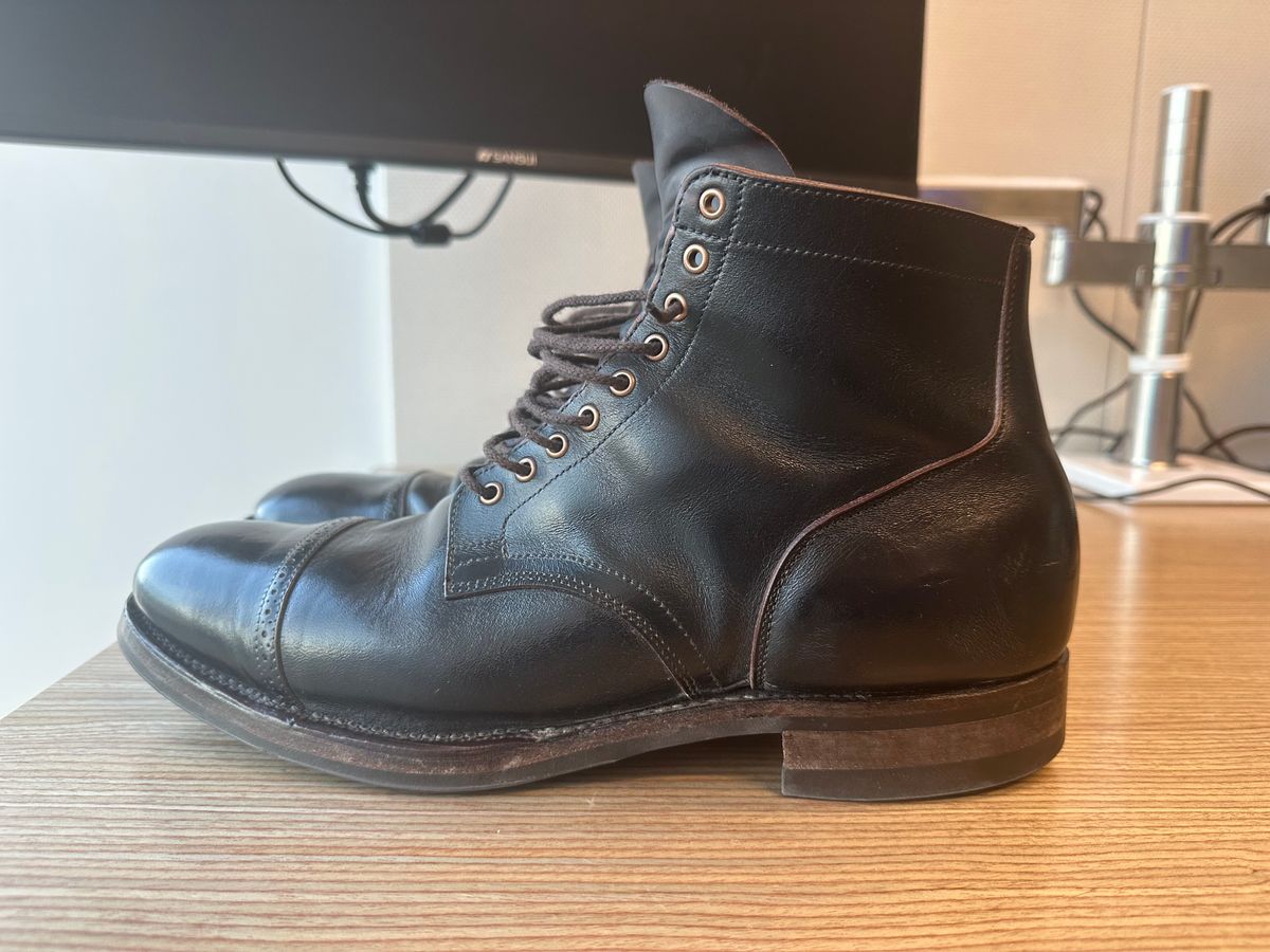 Photo by Huntsman on March 2, 2026 of the Viberg Service Boot BCT in Horween Black Teacore Double Cordovan Butts.