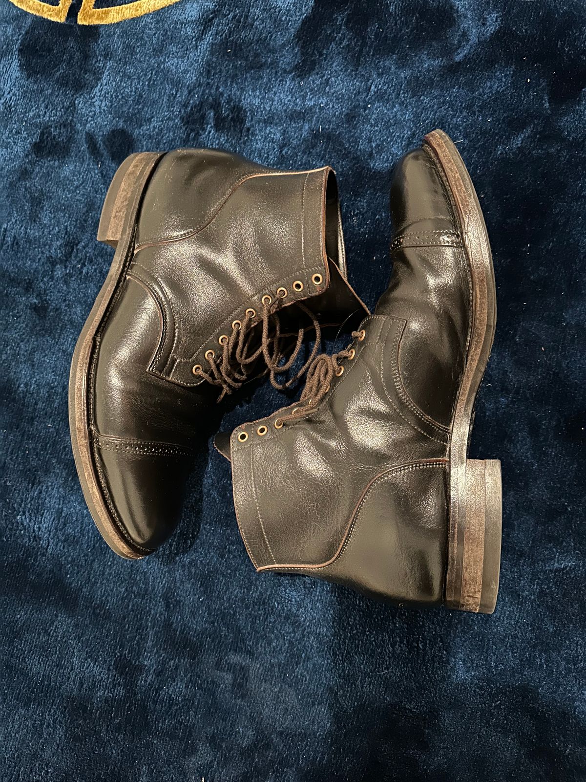 Photo by Huntsman on April 6, 2026 of the Viberg Service Boot BCT in Horween Black Teacore Double Cordovan Butts.