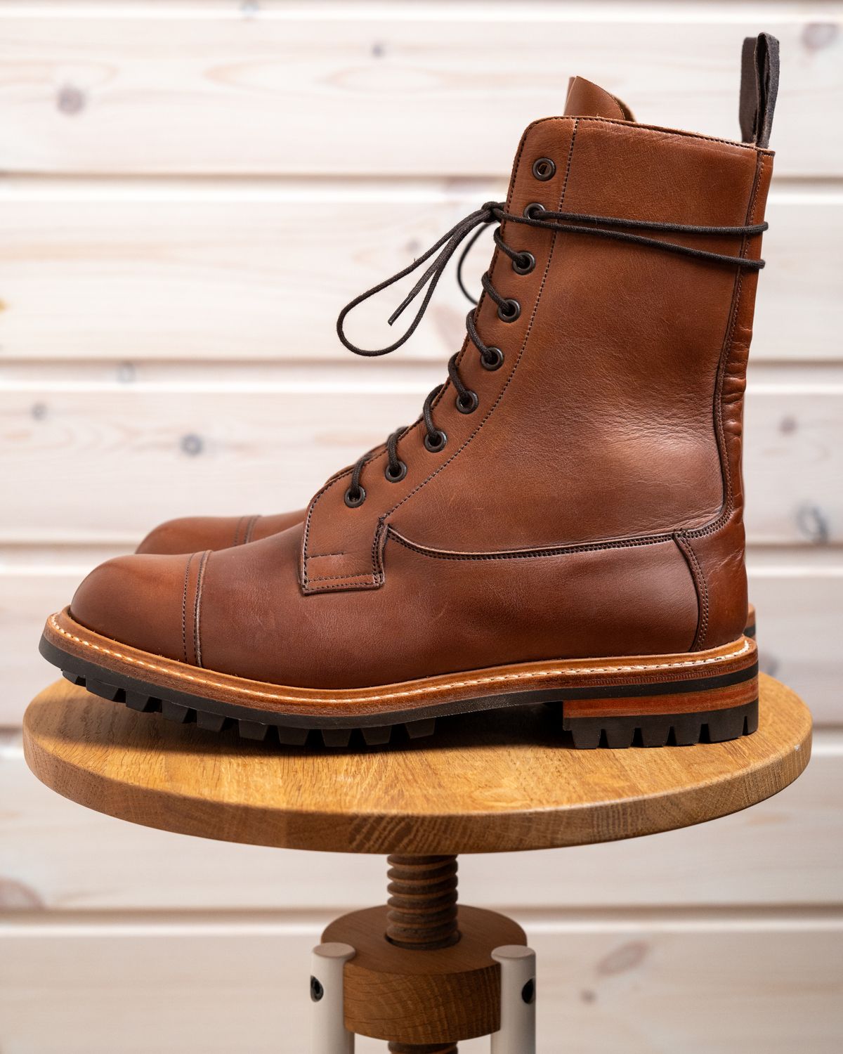 Photo by LydiaWinters on October 13, 2024 of the Tricker's Lucia Super Boot in Tanneries Haas Gold.