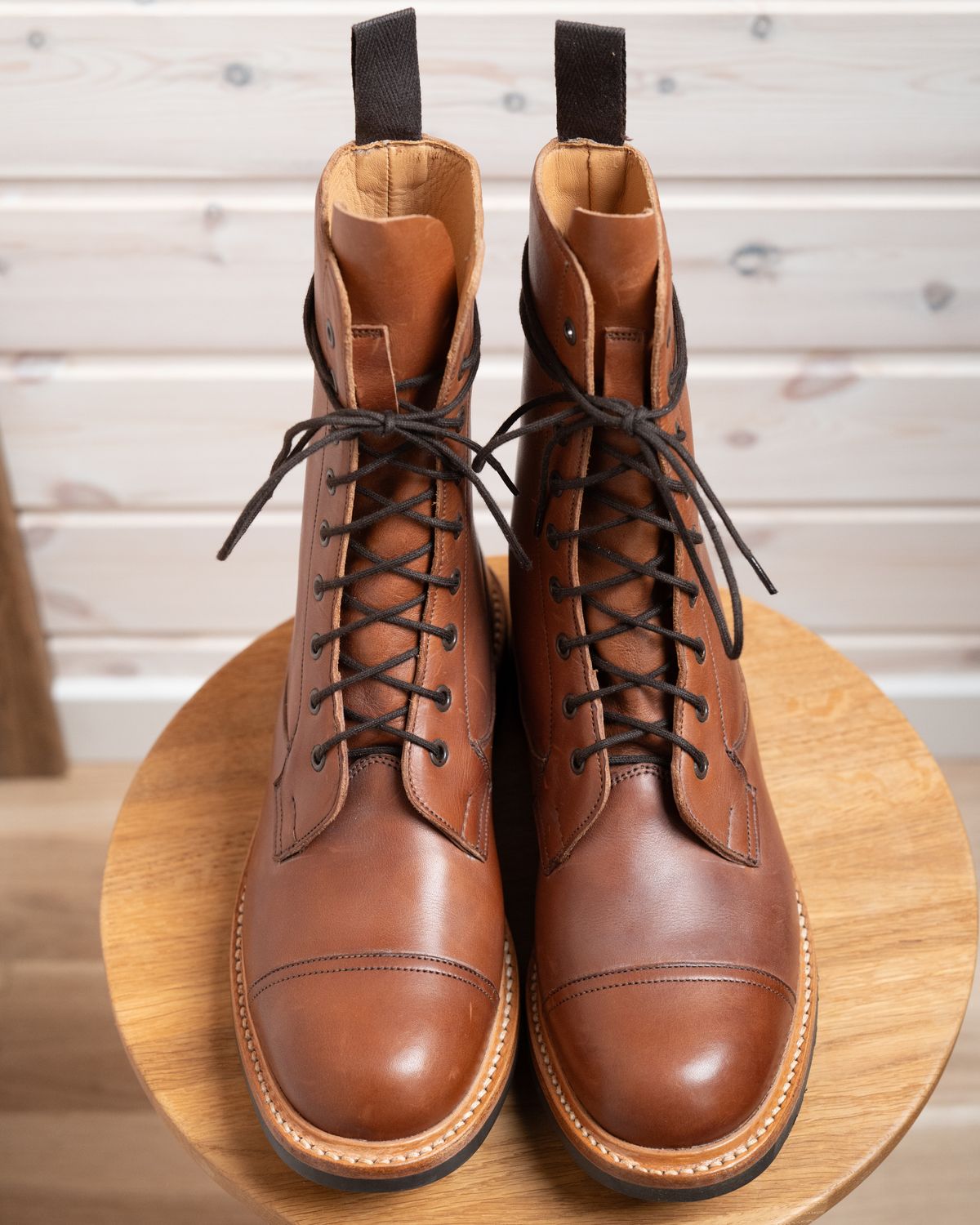 Photo by LydiaWinters on October 13, 2024 of the Tricker's Lucia Super Boot in Tanneries Haas Gold.
