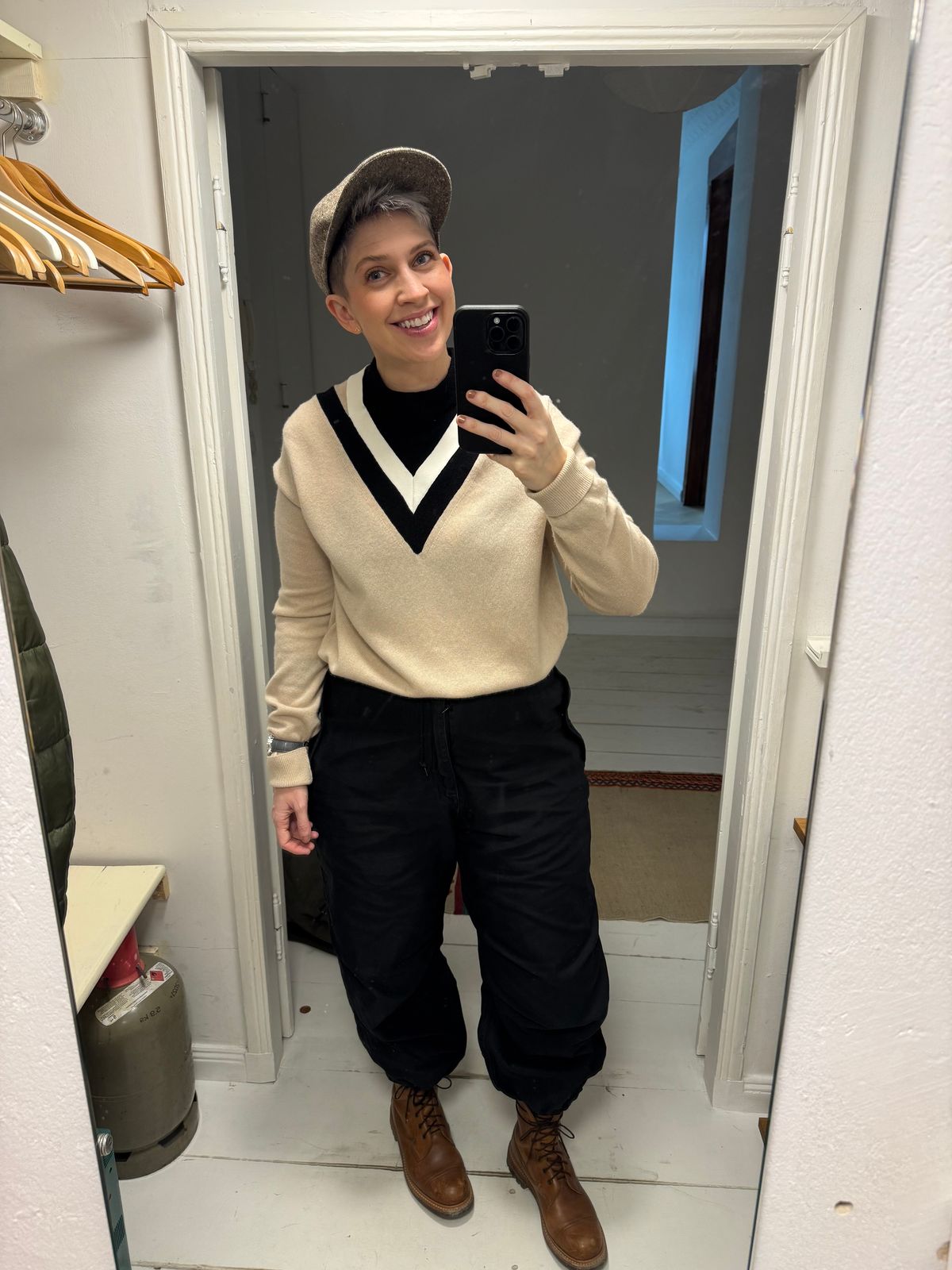 Photo by LydiaWinters on February 25, 2025 of the Tricker's Lucia Super Boot in Tanneries Haas Gold.