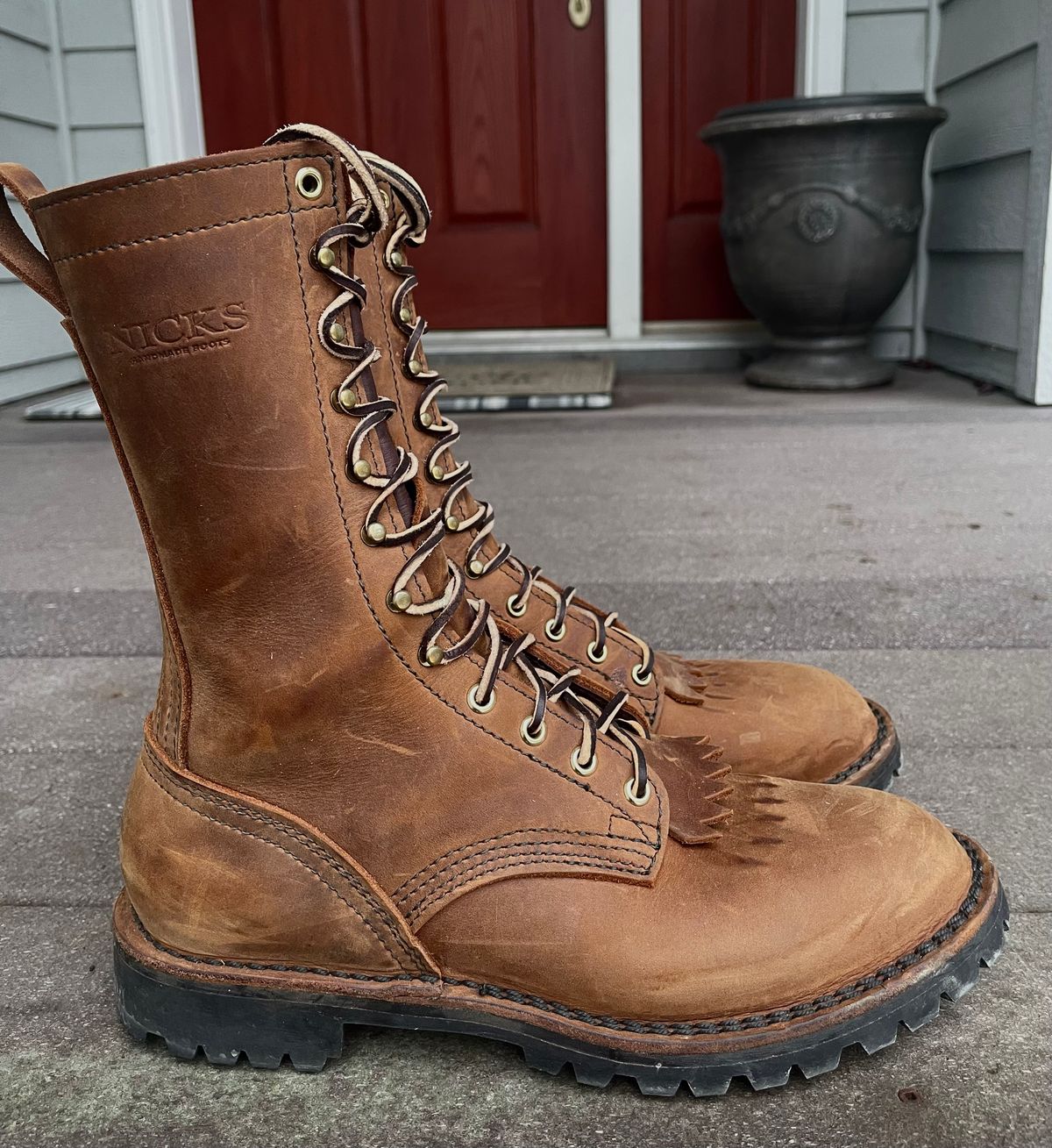 Photo by pontiuspilotus on December 4, 2025 of the Nicks Firetrooper in Seidel WeatherShield Brown.