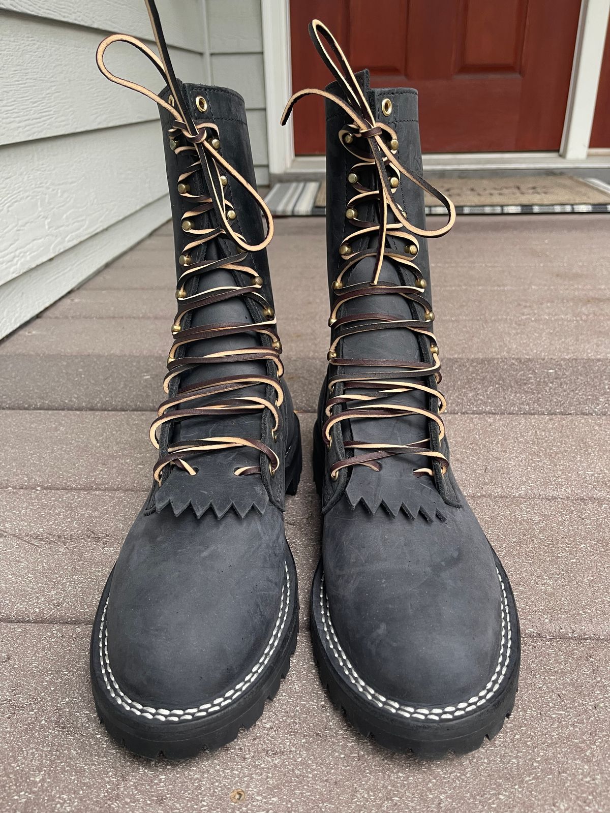 Photo by pontiuspilotus on October 2, 2025 of the Nicks MTO in Seidel WeatherShield Black.