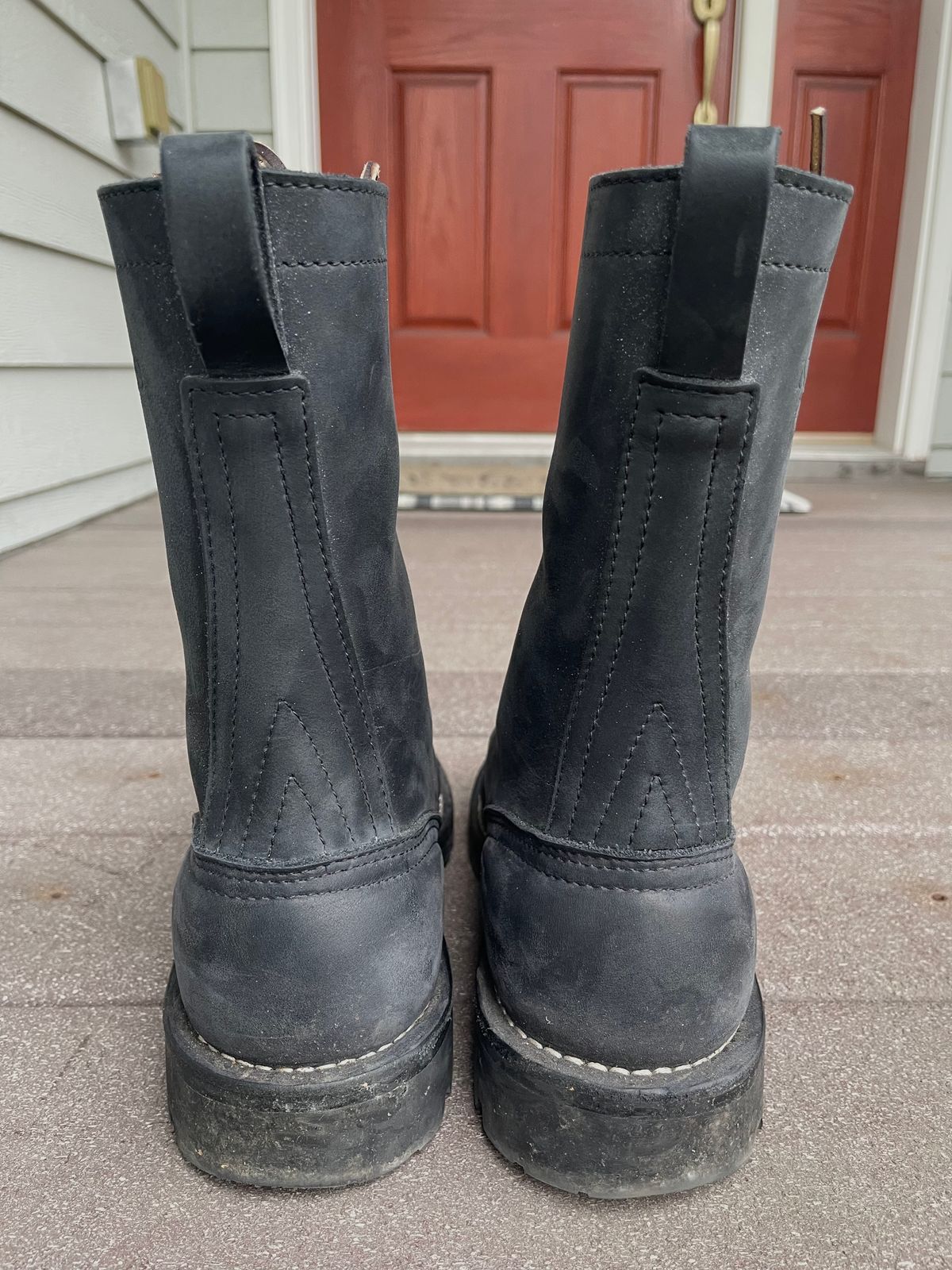 Photo by pontiuspilotus on November 1, 2025 of the Nicks MTO in Seidel WeatherShield Black.