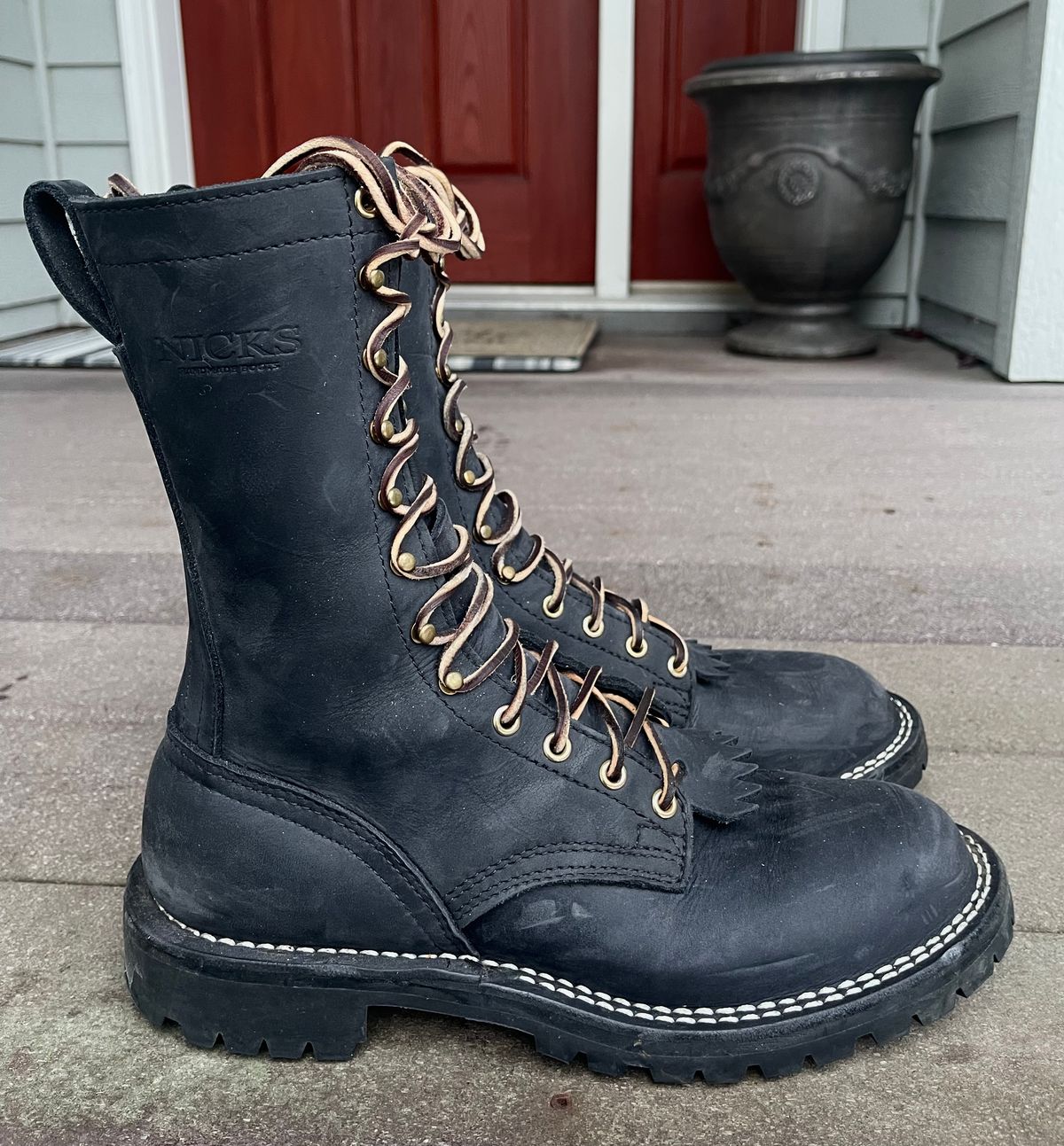 Photo by pontiuspilotus on December 4, 2025 of the Nicks MTO in Seidel WeatherShield Black.