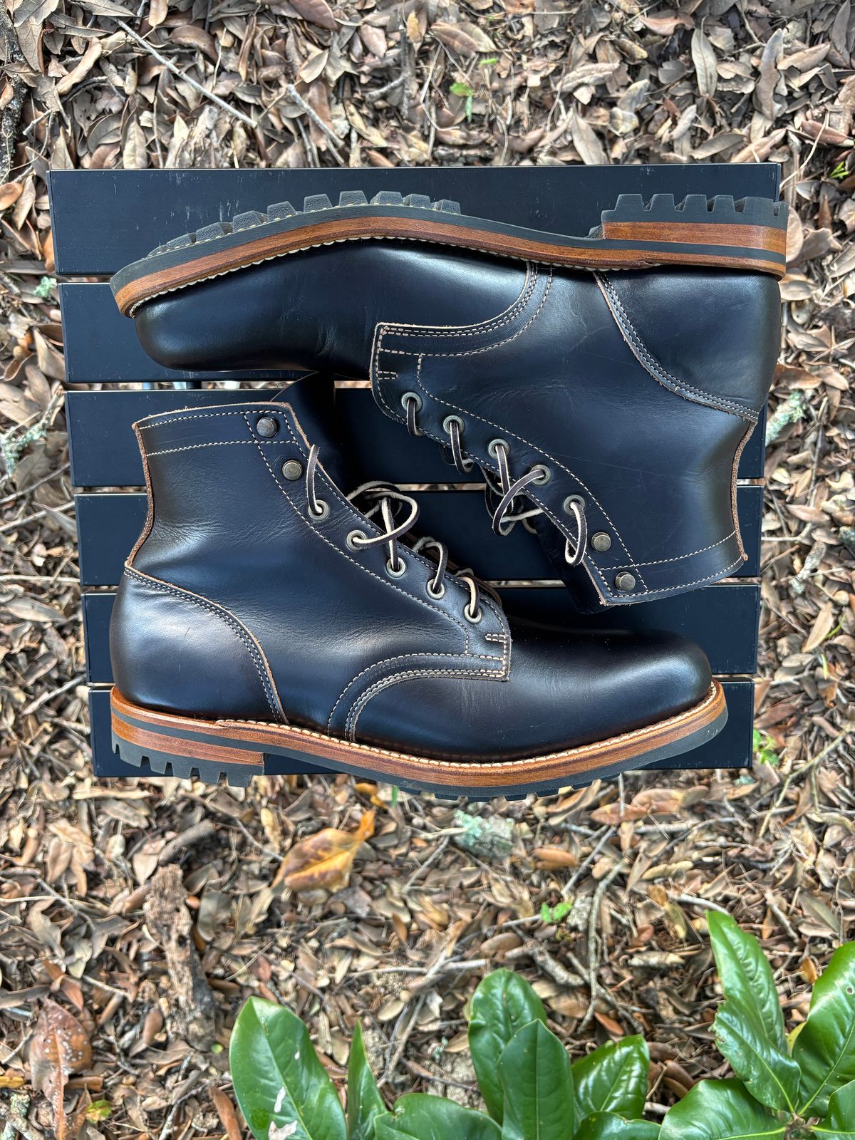 Photo by Nelms on October 2, 2025 of the Truman Plain Toe Boot in Seidel Charcoal Double Shot.