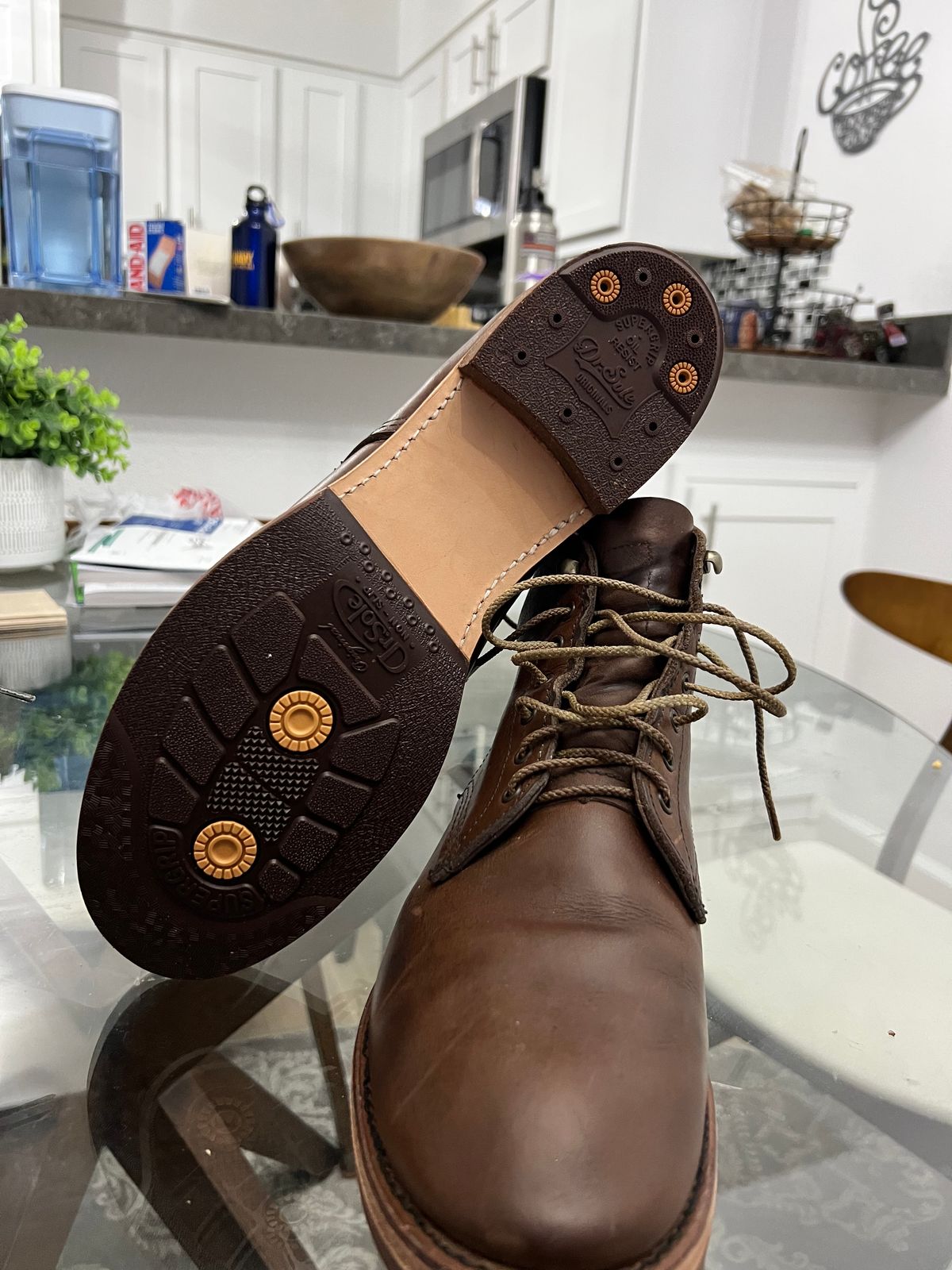 Photo by libbo on October 11, 2024 of the Redwing Merchant in S.B. Foot Amber Harness.
