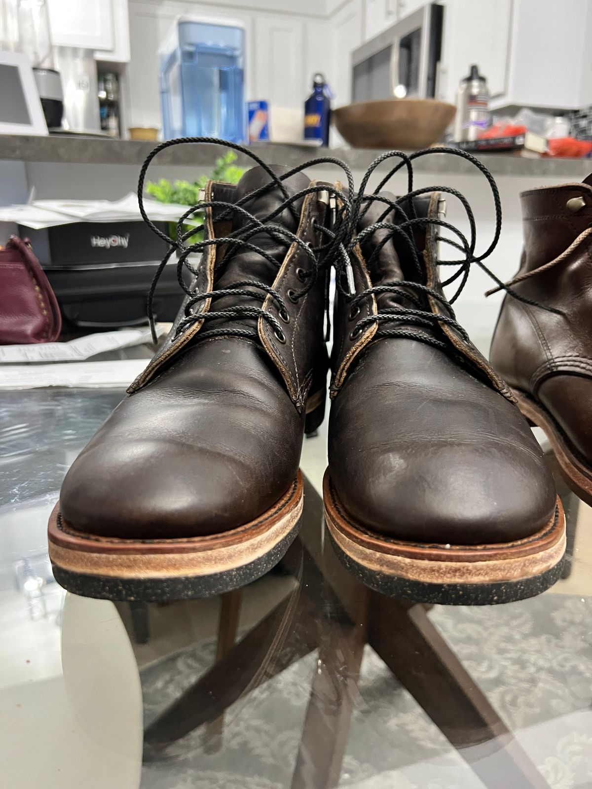 Photo by libbo on October 11, 2024 of the Redwing Merchant in S.B. Foot Amber Harness.