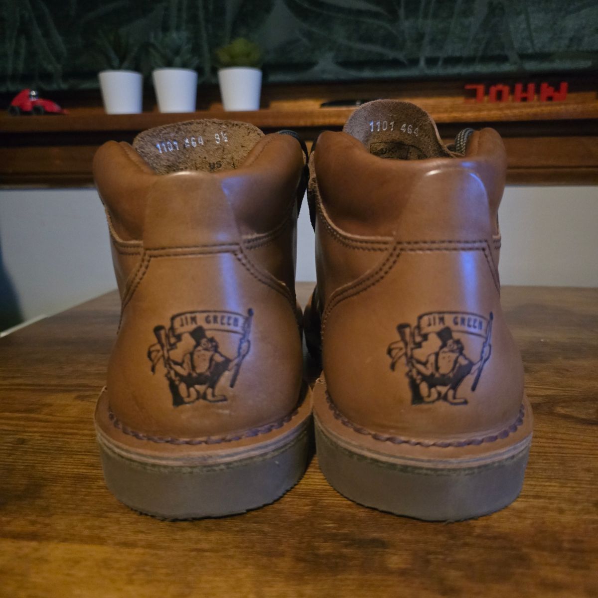 Photo by john_k on November 5, 2025 of the Jim Green African Ranger in Jim Green / Natural Veg Tan.