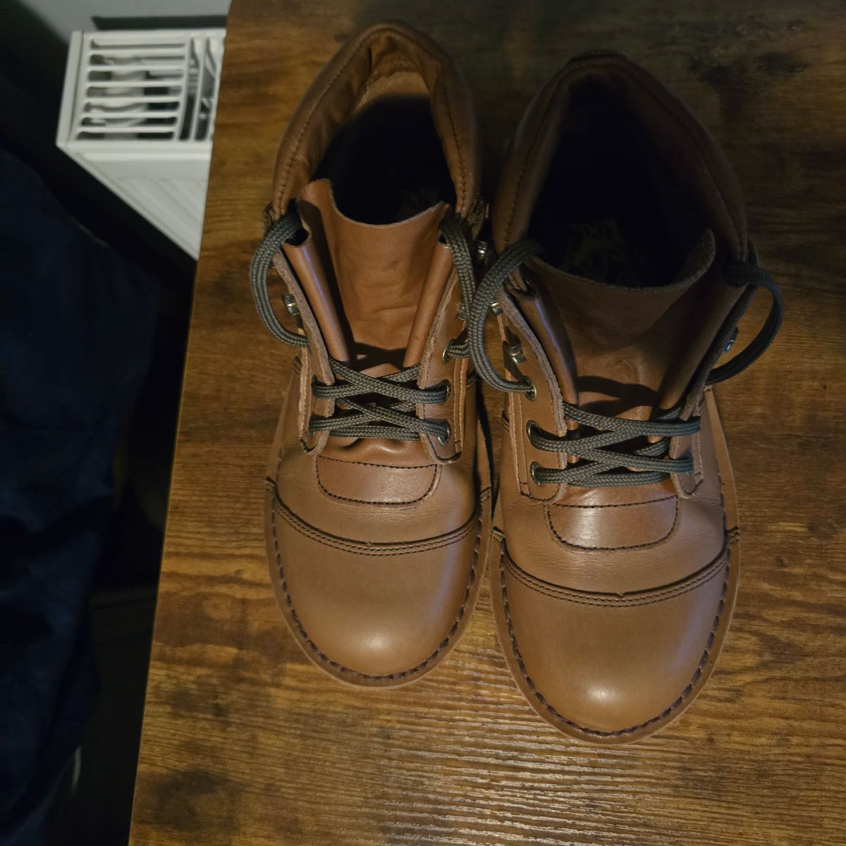 Photo by john_k on November 5, 2025 of the Jim Green African Ranger in Jim Green / Natural Veg Tan.