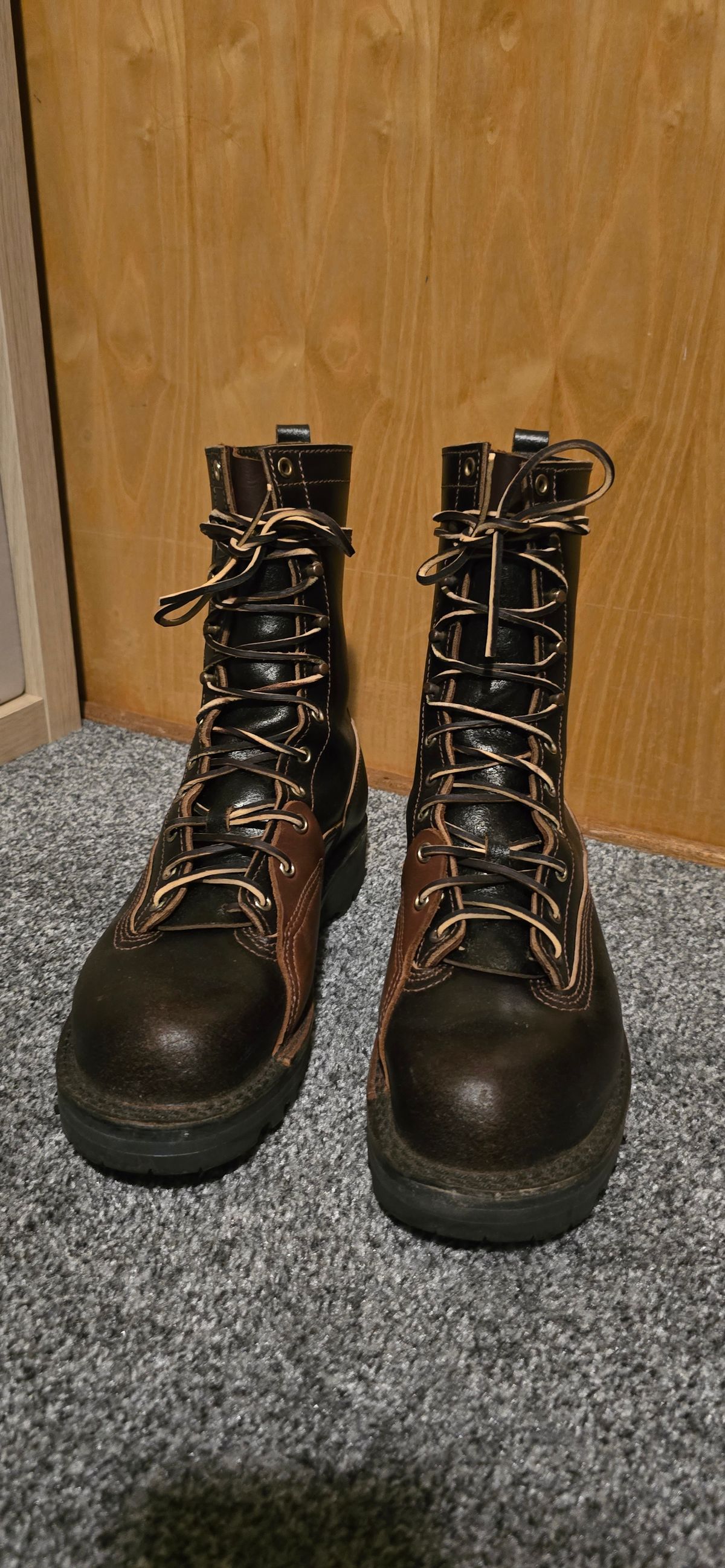 Photo by john_k on November 6, 2024 of the Nicks x Rose Anvil ND3 in Horween Brown Waxed Flesh.