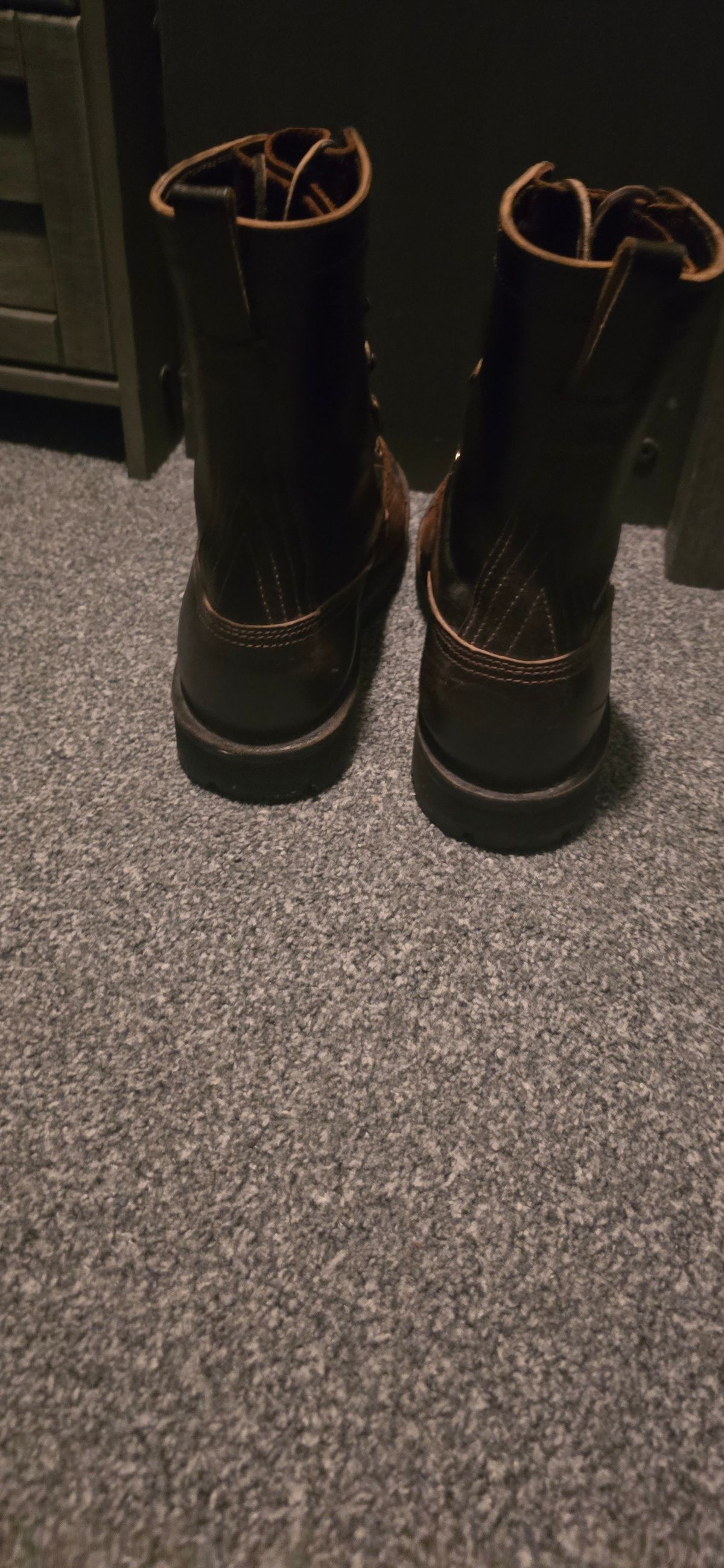 Photo by john_k on January 5, 2025 of the Nicks x Rose Anvil ND3 in Horween Brown Waxed Flesh.