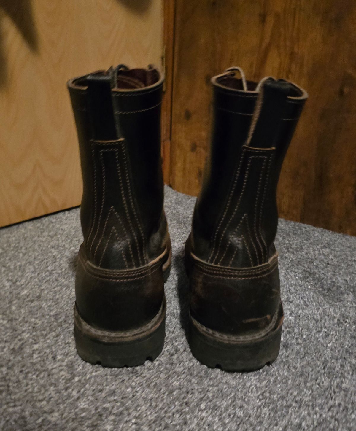 Photo by john_k on March 6, 2025 of the Nicks x Rose Anvil ND3 in Horween Brown Waxed Flesh.