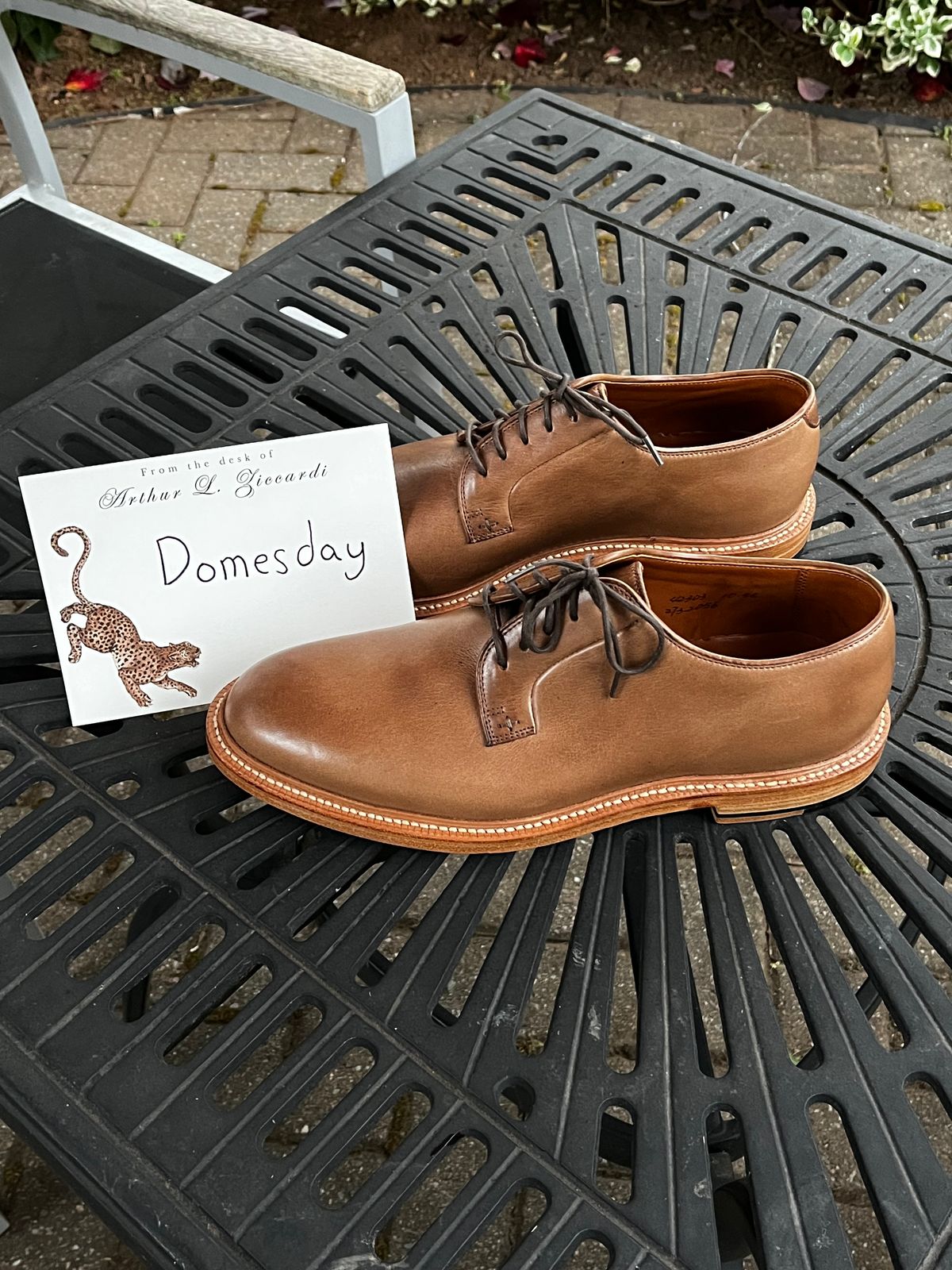 Photo by Arturo860 on October 13, 2024 of the Grant Stone Plain Toe Blucher in Horween Dune Chromexcel.